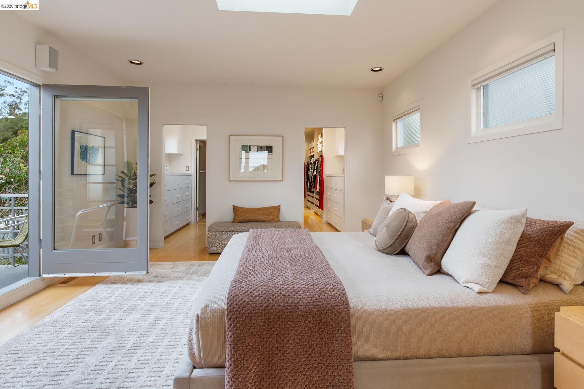 Detail Gallery Image 24 of 59 For 2 Gravatt Drive, Berkeley,  CA 94705 - 4 Beds | 4 Baths