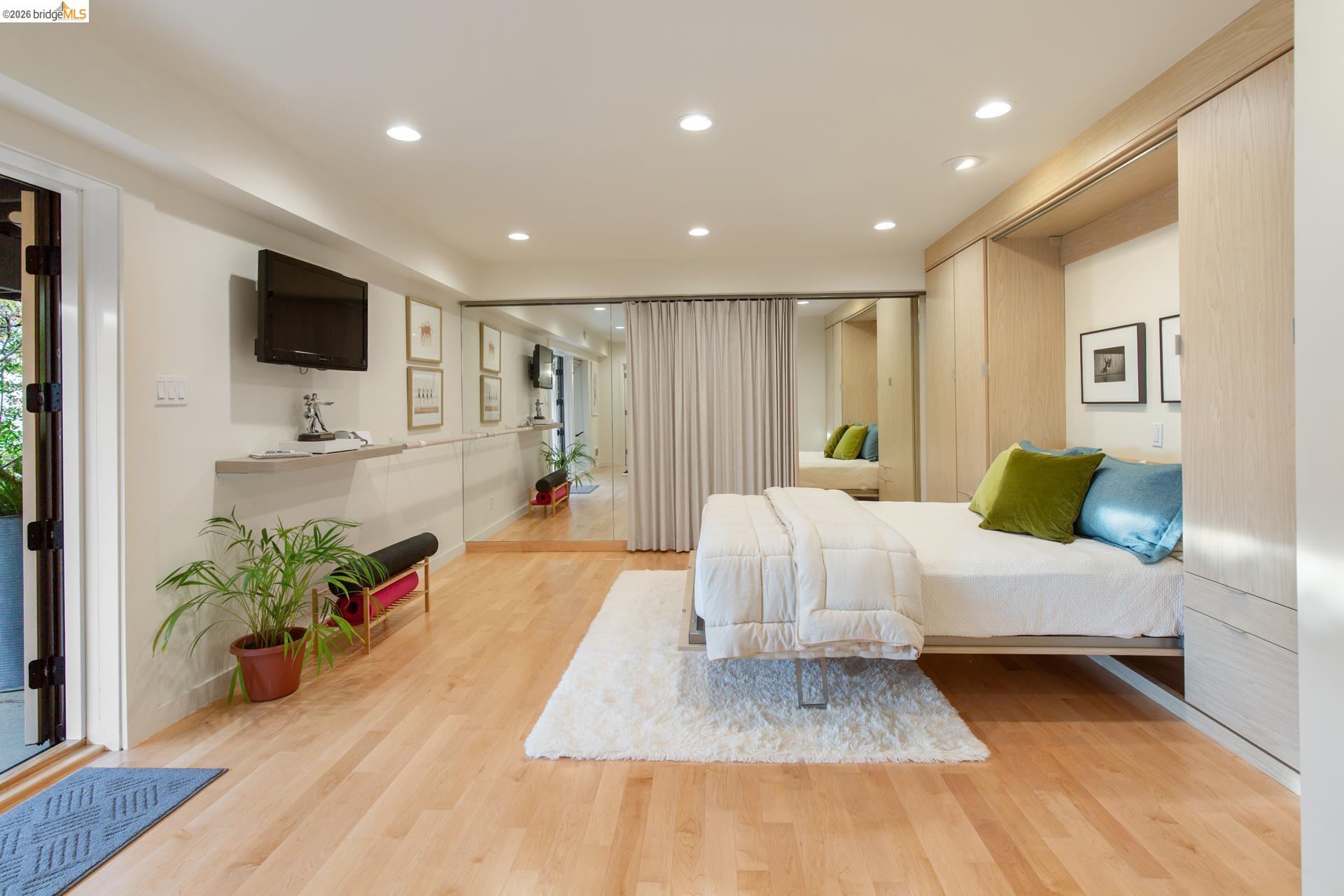 Detail Gallery Image 38 of 59 For 2 Gravatt Drive, Berkeley,  CA 94705 - 4 Beds | 4 Baths