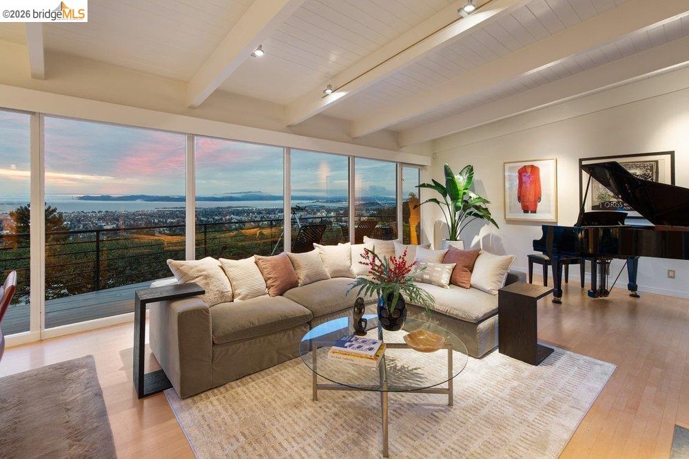 Detail Gallery Image 44 of 59 For 2 Gravatt Drive, Berkeley,  CA 94705 - 4 Beds | 4 Baths