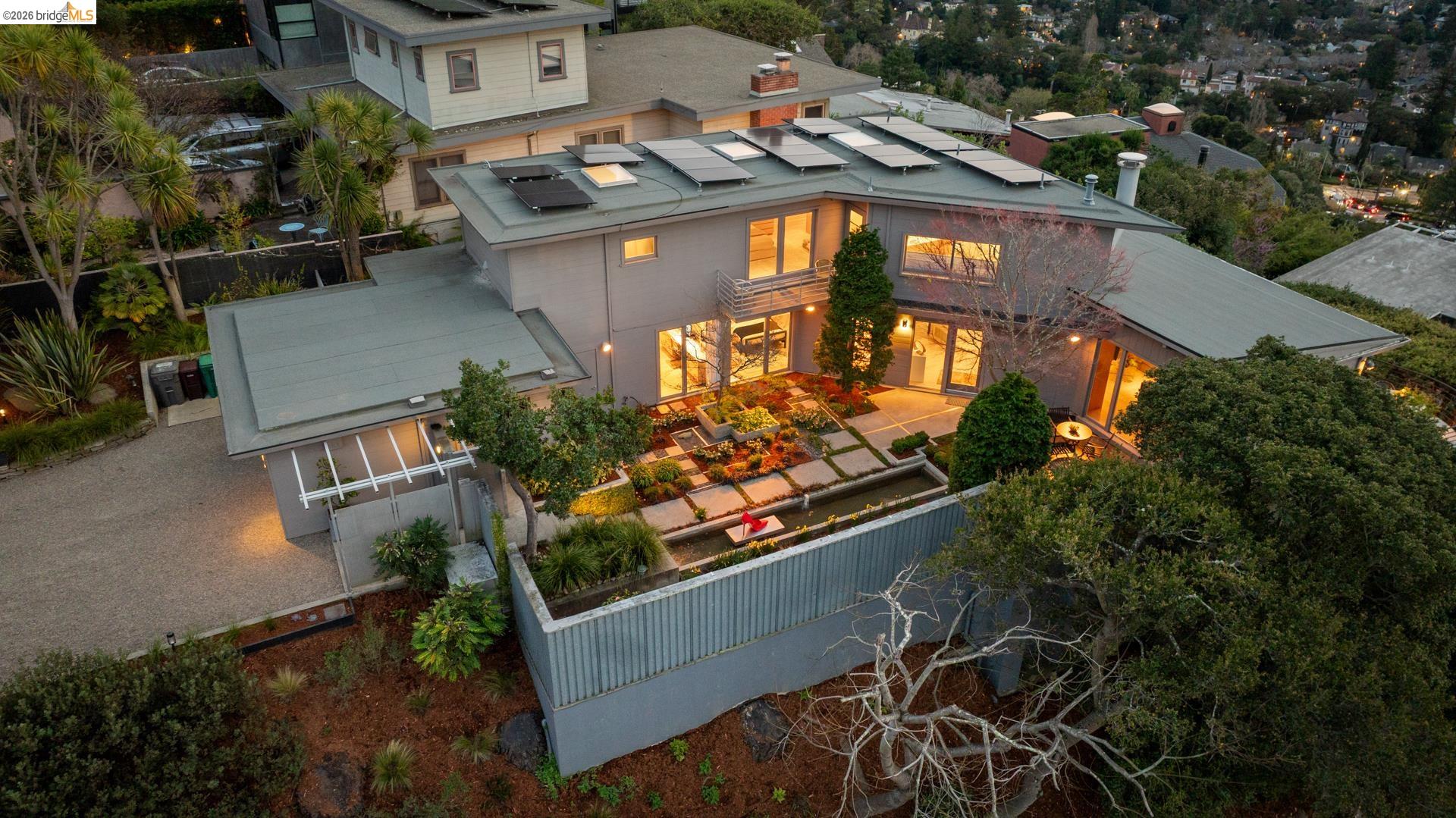 Detail Gallery Image 53 of 59 For 2 Gravatt Drive, Berkeley,  CA 94705 - 4 Beds | 4 Baths