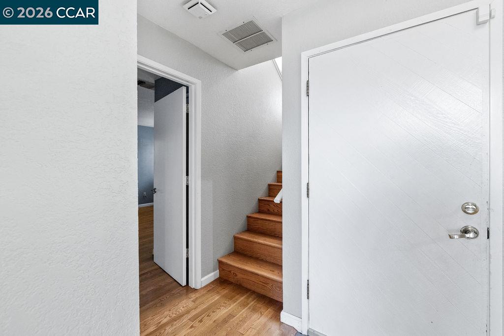 Detail Gallery Image 16 of 47 For 1250 Redwood Ct, Dixon,  CA 95620 - 4 Beds | 2 Baths