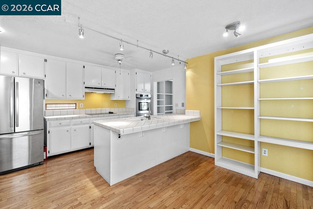 Detail Gallery Image 34 of 47 For 1250 Redwood Ct, Dixon,  CA 95620 - 4 Beds | 2 Baths