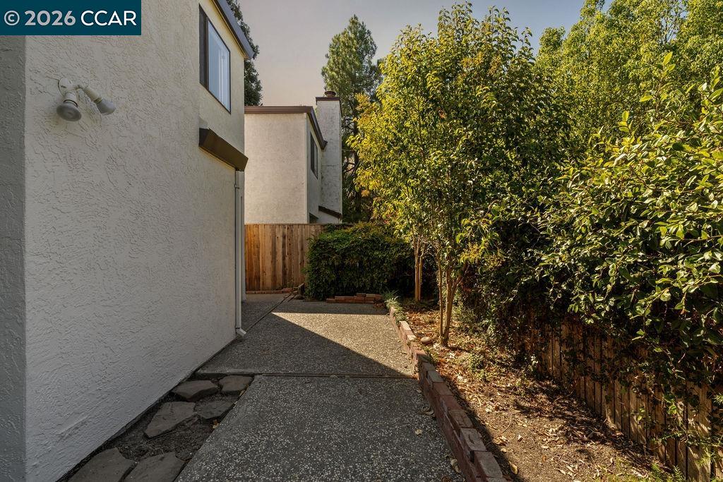 Detail Gallery Image 36 of 47 For 1250 Redwood Ct, Dixon,  CA 95620 - 4 Beds | 2 Baths