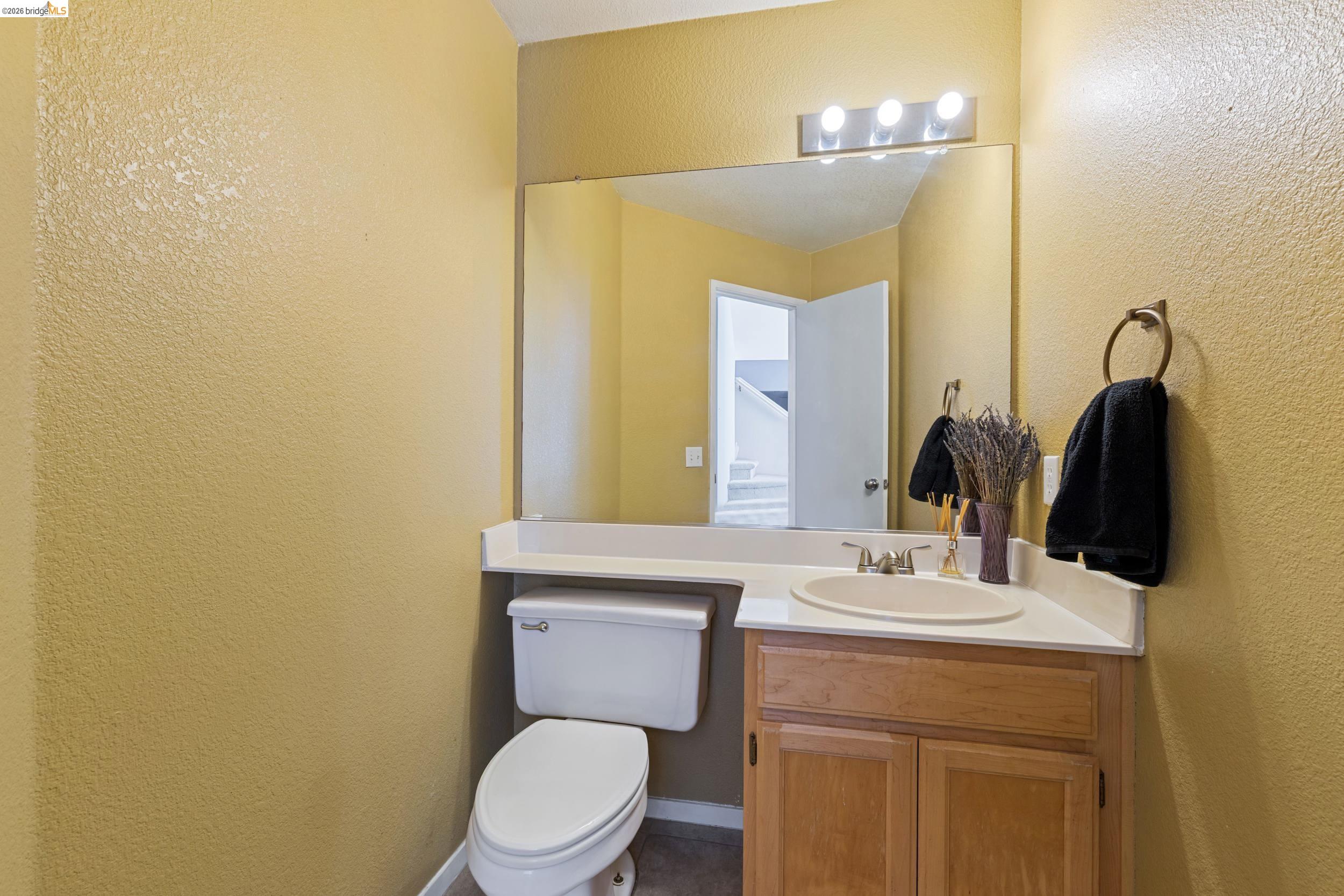 Detail Gallery Image 15 of 40 For 4924 Stirrup Way, Antioch,  CA 94531 - 3 Beds | 2/1 Baths