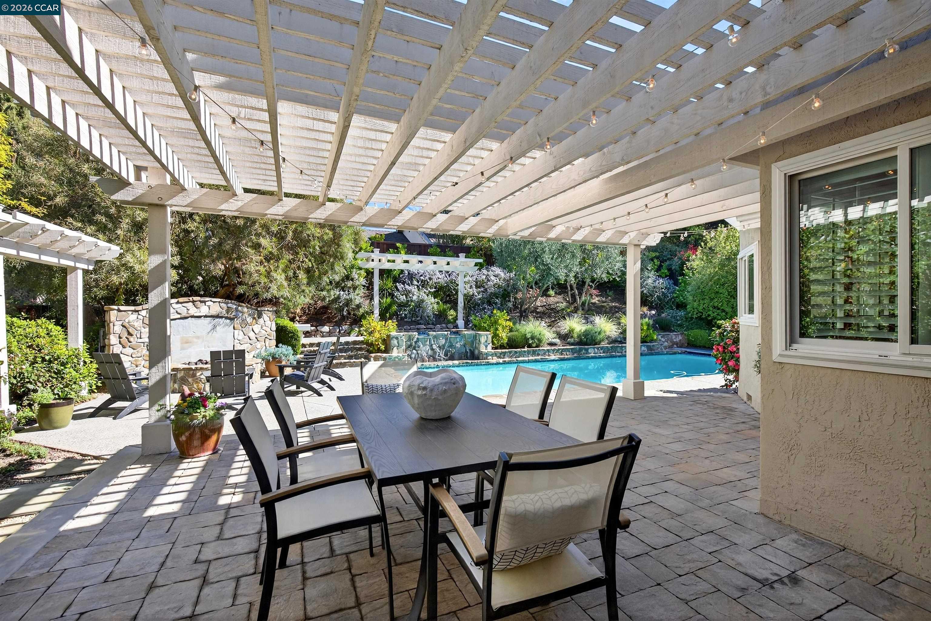 Detail Gallery Image 30 of 36 For 5057 Athens Drive, San Ramon,  CA 94582 - 4 Beds | 2/1 Baths