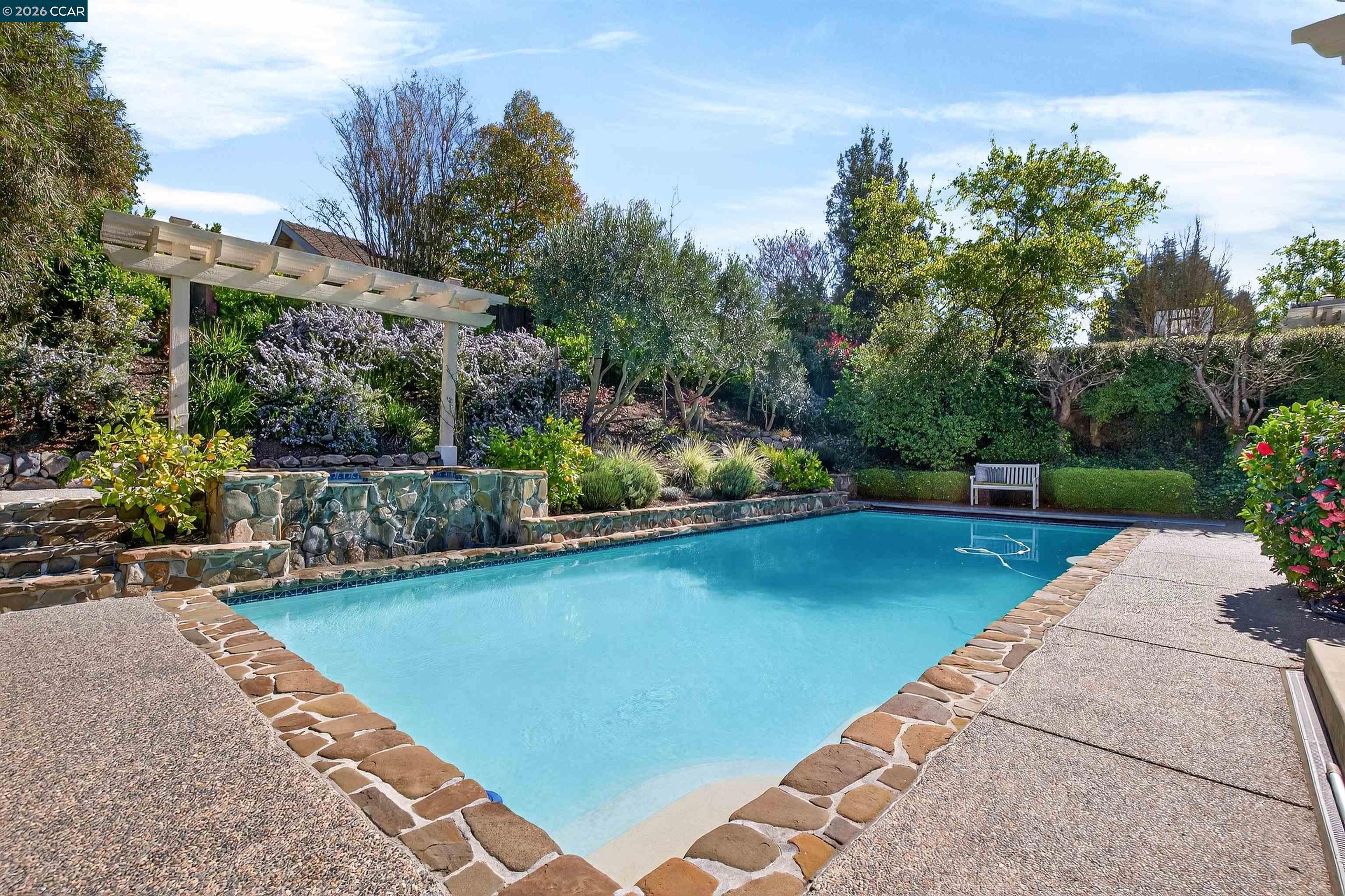 Detail Gallery Image 34 of 36 For 5057 Athens Drive, San Ramon,  CA 94582 - 4 Beds | 2/1 Baths