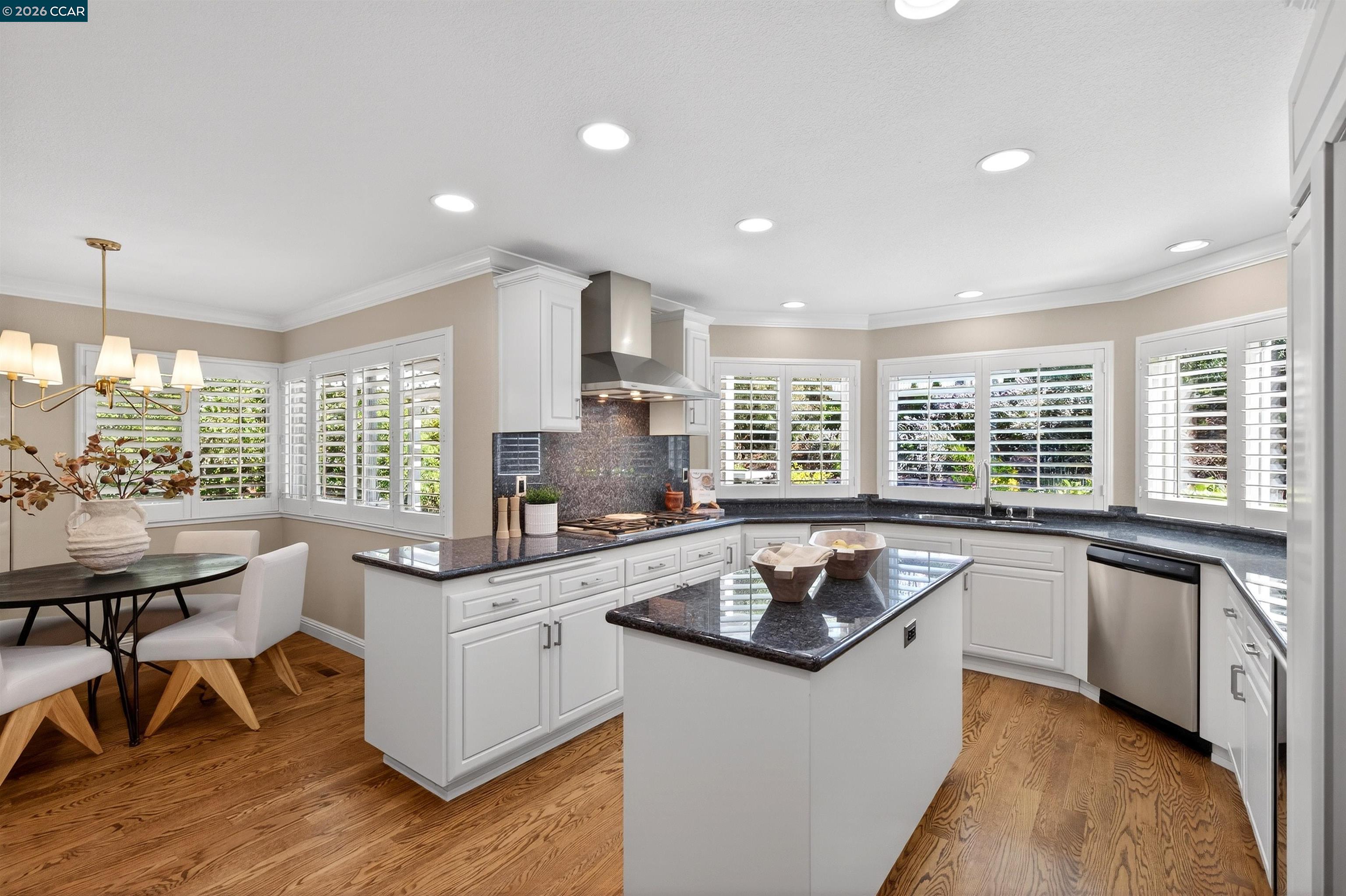 Detail Gallery Image 8 of 36 For 5057 Athens Drive, San Ramon,  CA 94582 - 4 Beds | 2/1 Baths