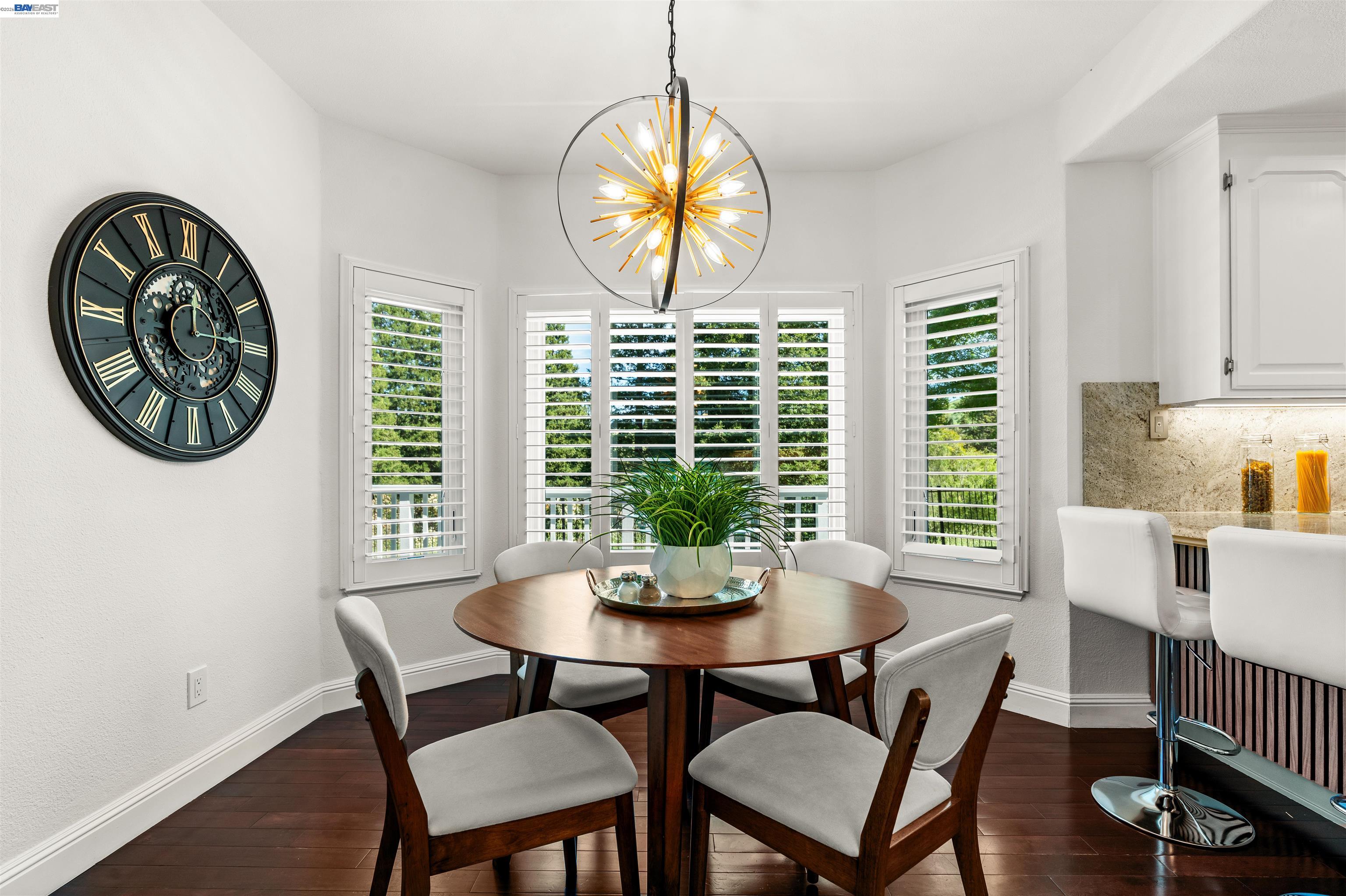 Detail Gallery Image 13 of 39 For 696 Blue Spruce Dr, Danville,  CA 94506 - 4 Beds | 3 Baths