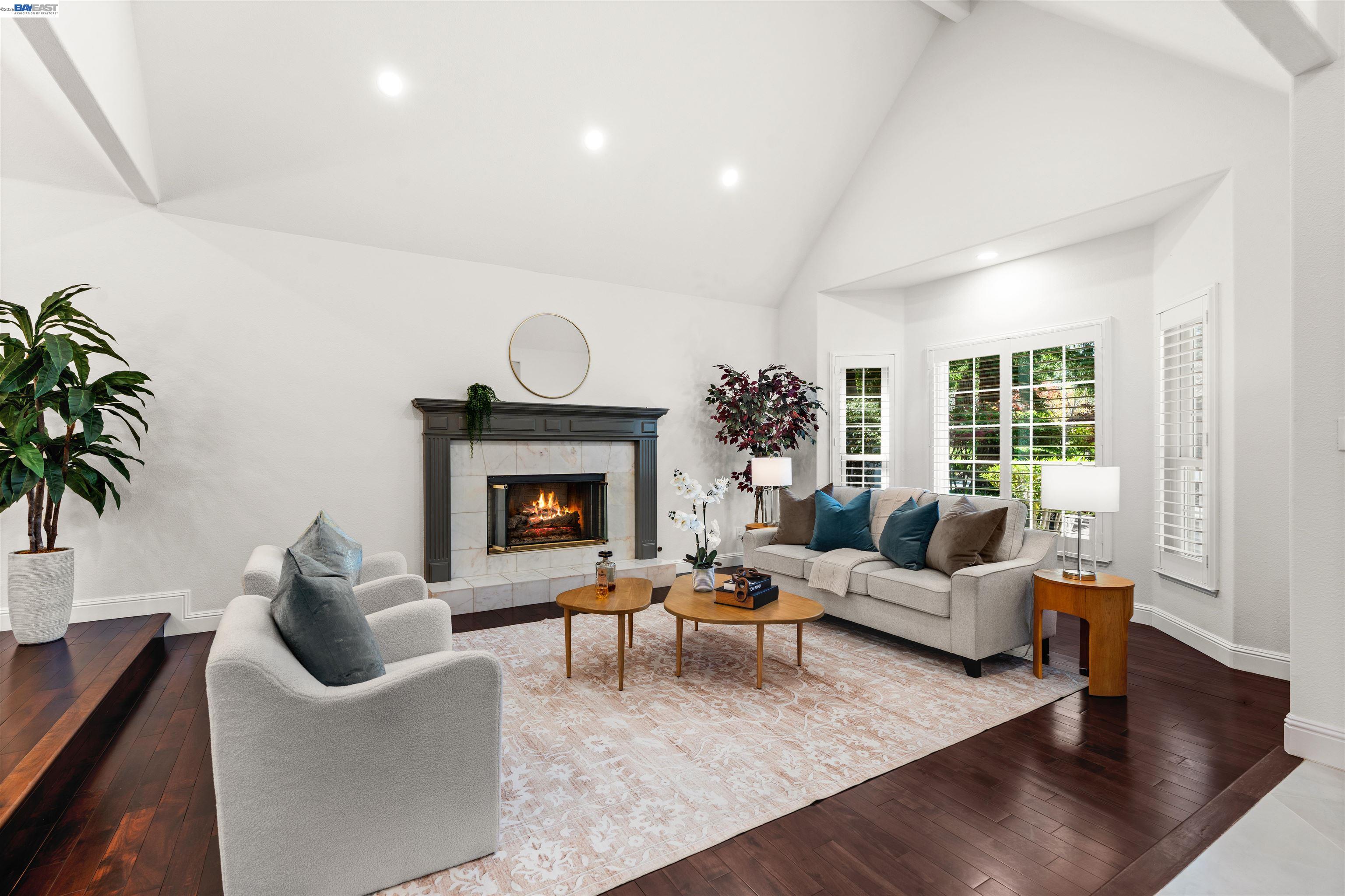 Detail Gallery Image 3 of 39 For 696 Blue Spruce Dr, Danville,  CA 94506 - 4 Beds | 3 Baths