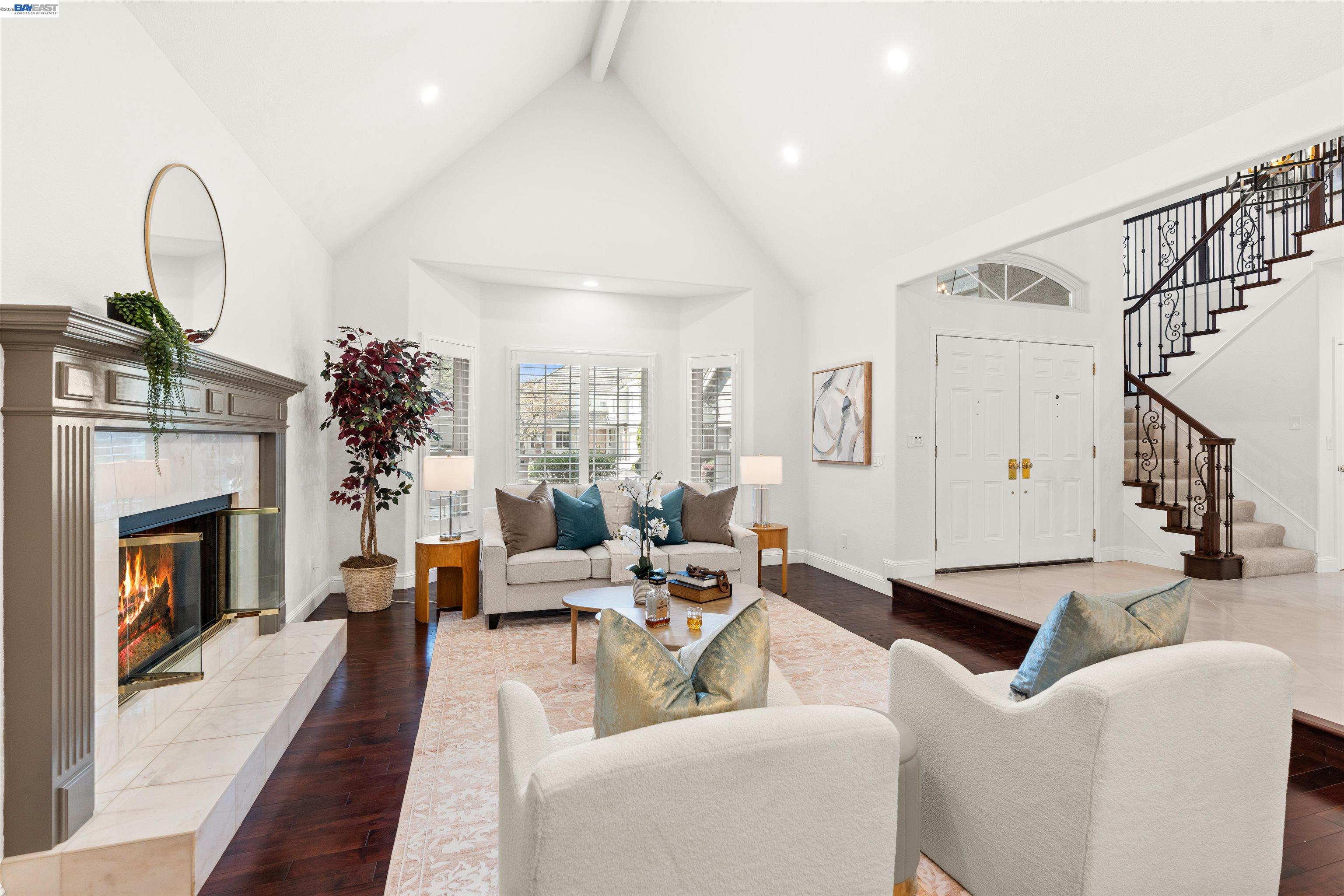 Detail Gallery Image 4 of 39 For 696 Blue Spruce Dr, Danville,  CA 94506 - 4 Beds | 3 Baths