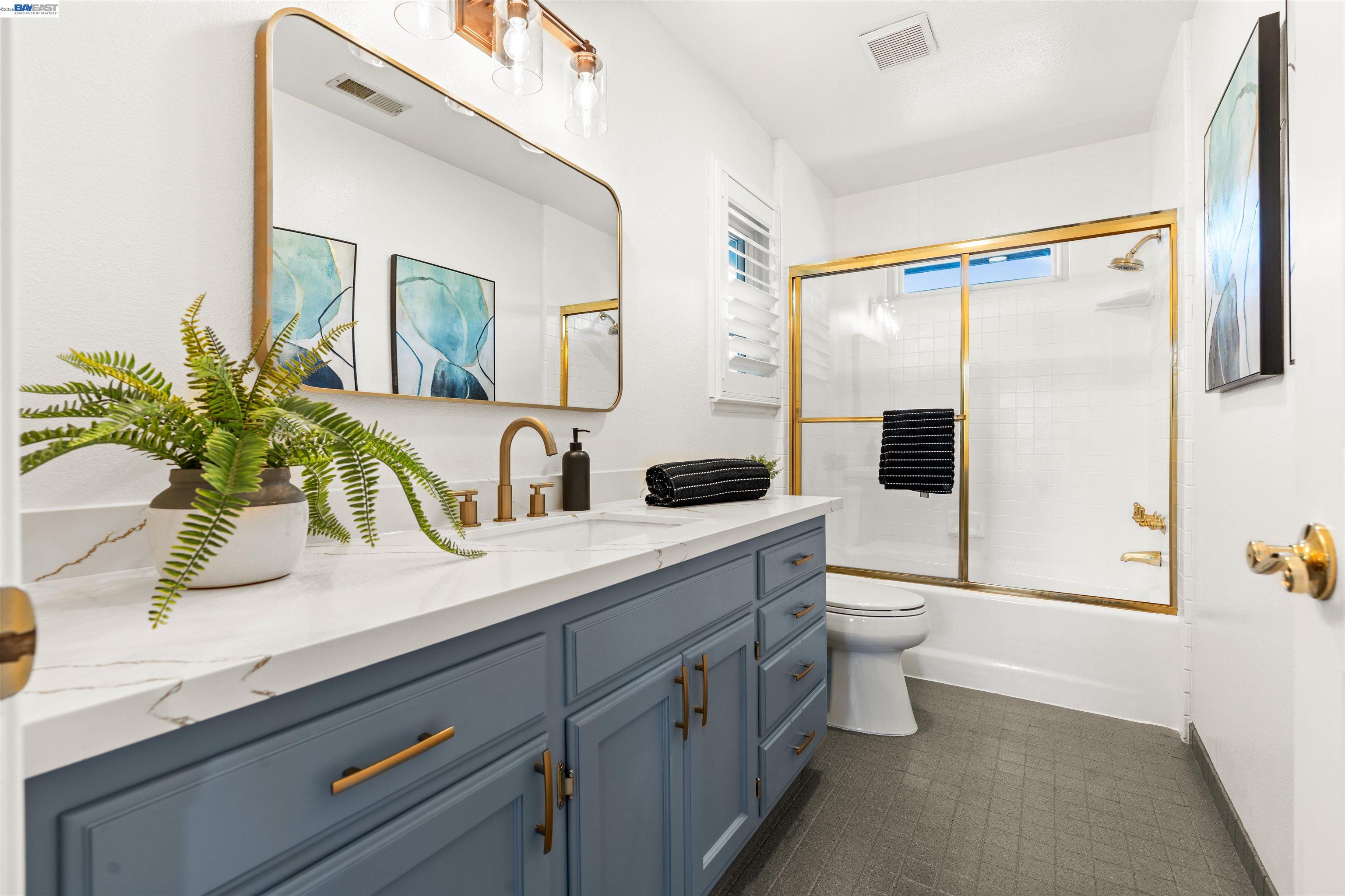 Detail Gallery Image 31 of 39 For 696 Blue Spruce Dr, Danville,  CA 94506 - 4 Beds | 3 Baths