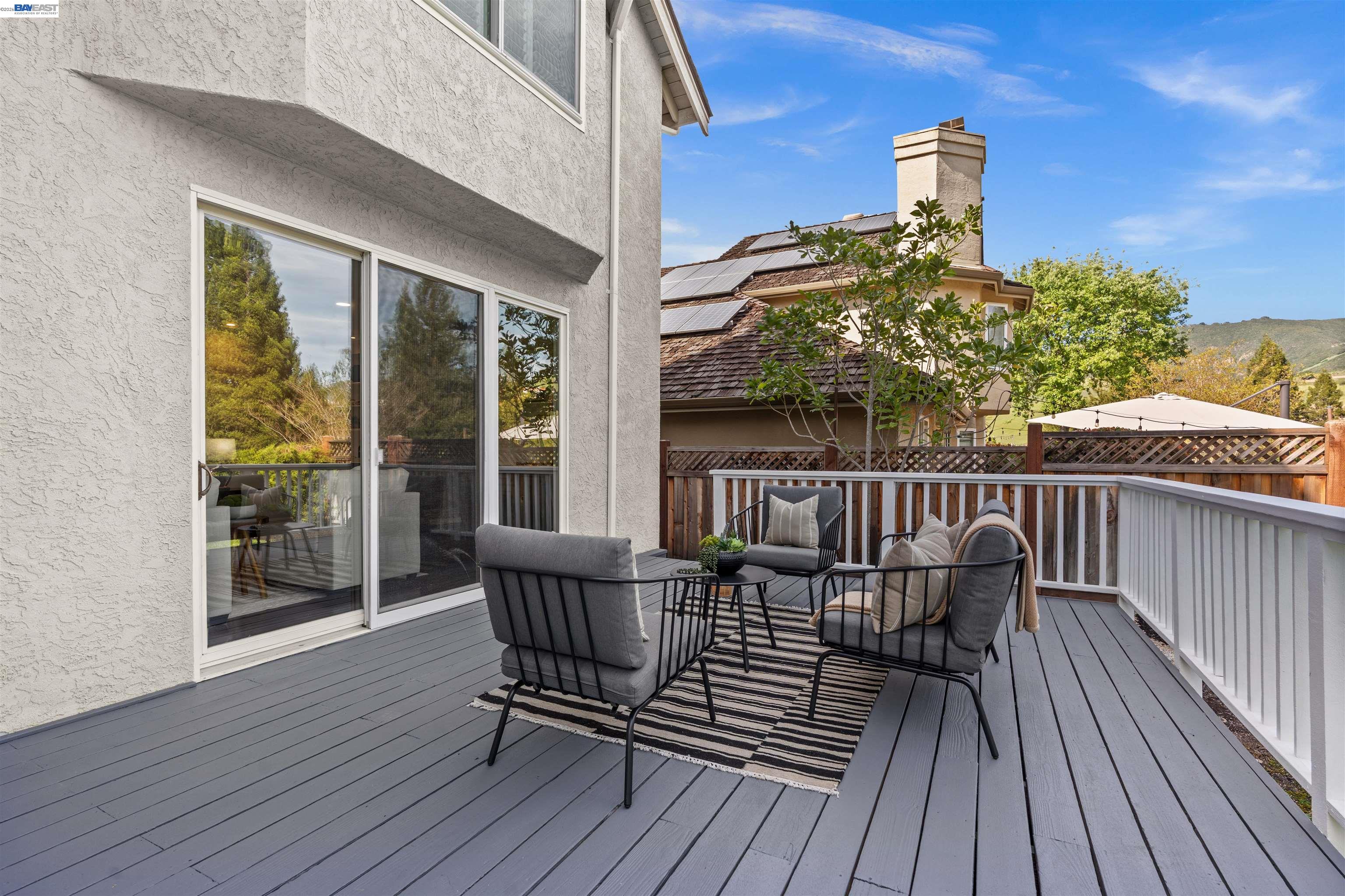 Detail Gallery Image 34 of 39 For 696 Blue Spruce Dr, Danville,  CA 94506 - 4 Beds | 3 Baths