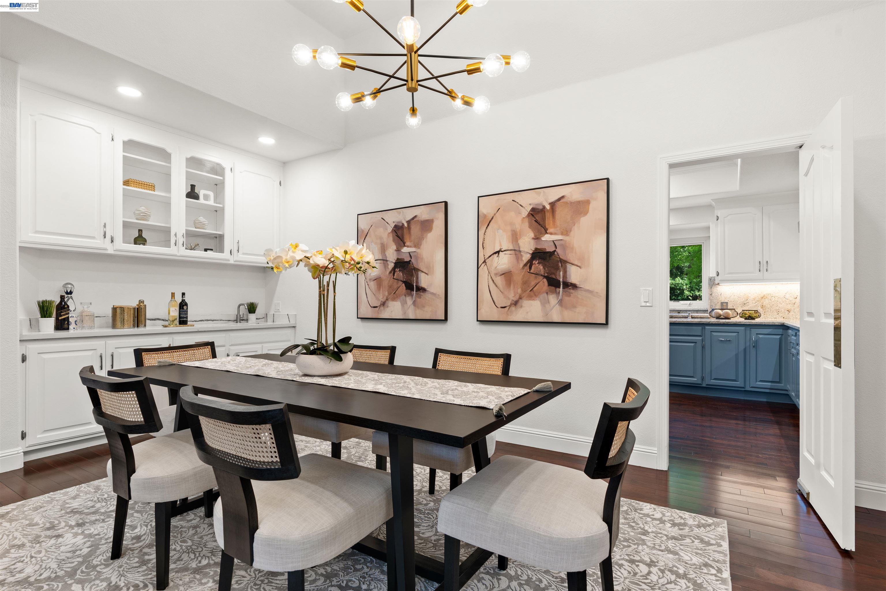 Detail Gallery Image 8 of 39 For 696 Blue Spruce Dr, Danville,  CA 94506 - 4 Beds | 3 Baths