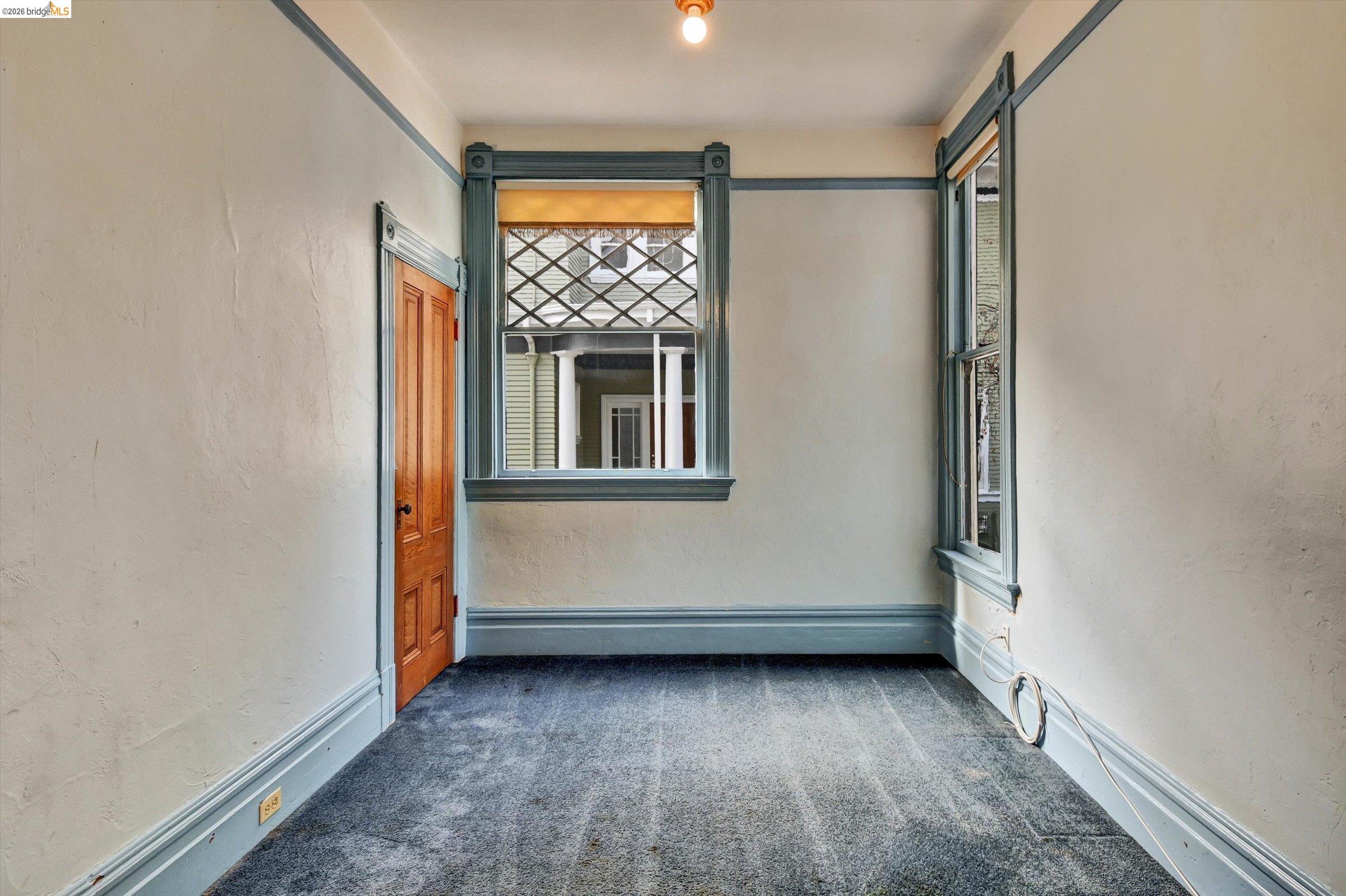 Detail Gallery Image 18 of 60 For 1822 Clinton Ave, Alameda,  CA 94501 - 7 Beds | 3 Baths