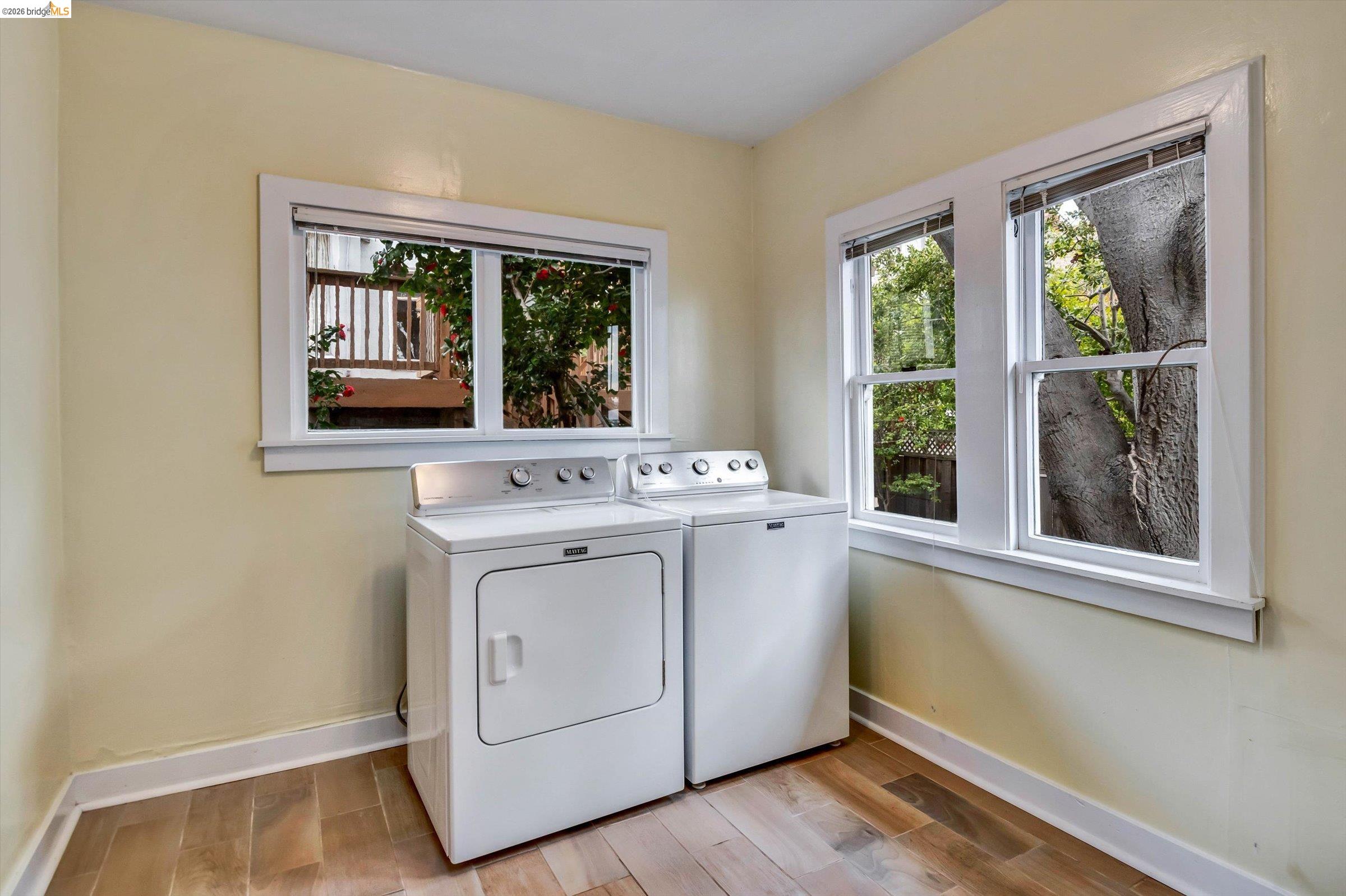 Detail Gallery Image 49 of 60 For 1822 Clinton Ave, Alameda,  CA 94501 - 7 Beds | 3 Baths