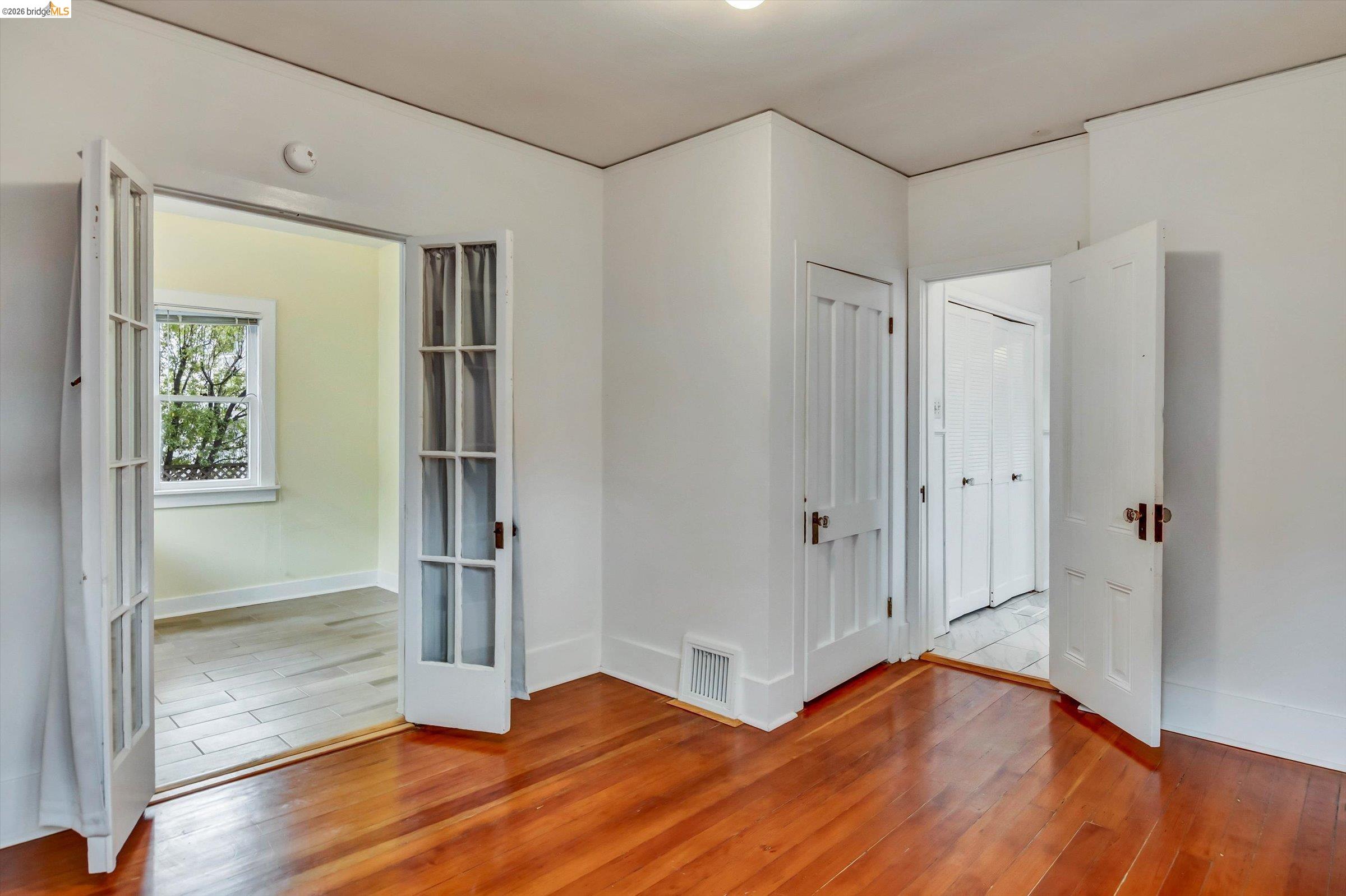 Detail Gallery Image 51 of 60 For 1822 Clinton Ave, Alameda,  CA 94501 - 7 Beds | 3 Baths