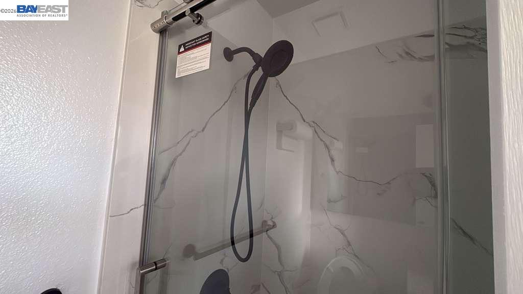 Detail Gallery Image 10 of 14 For 101 Portola Way #1,  Tracy,  CA 95376 - 2 Beds | 2/1 Baths