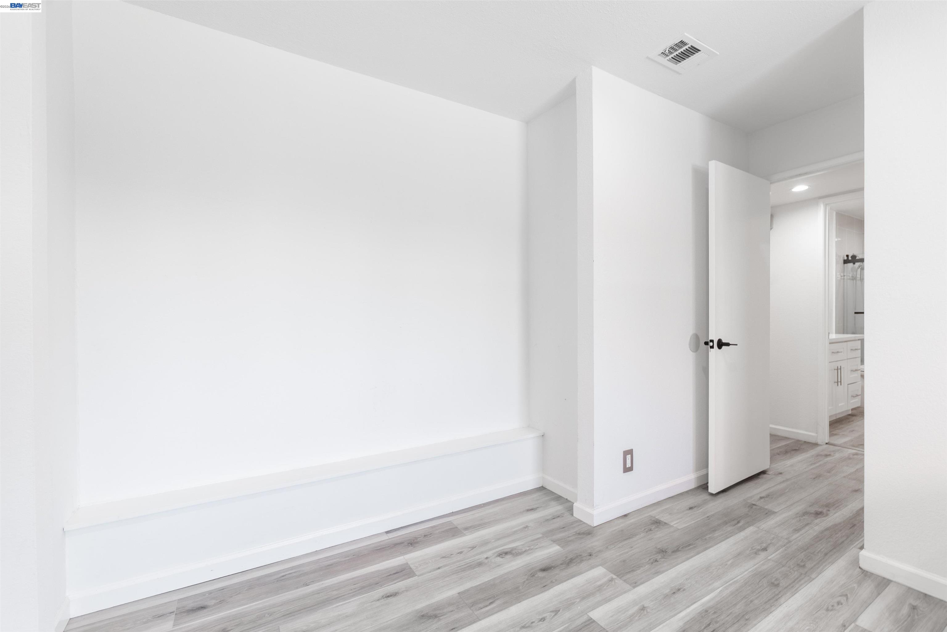 Photo #14: 41125493 Listing: Photo #14