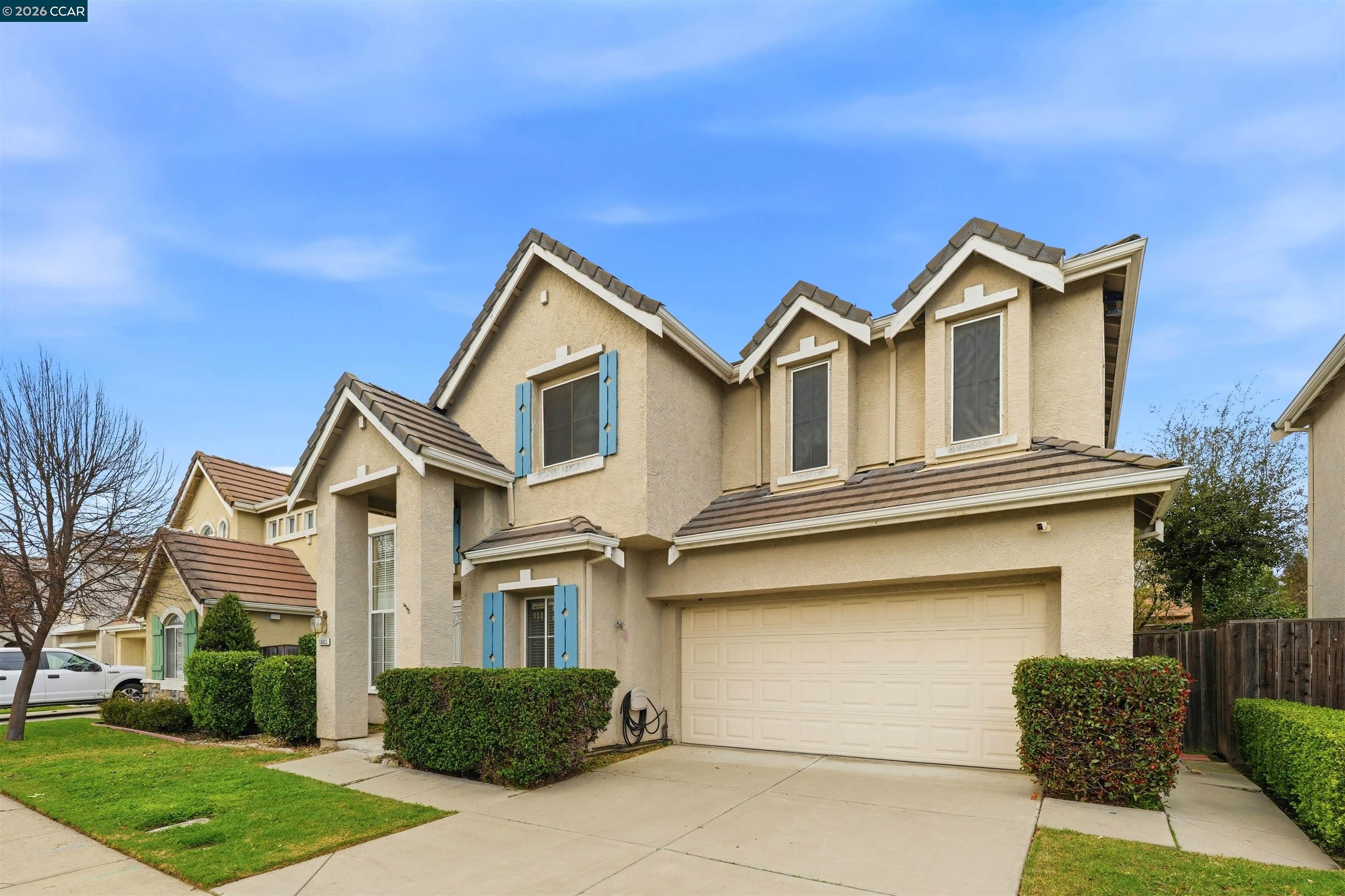 Detail Gallery Image 2 of 43 For 5683 Vintage Cir, Stockton,  CA 95219 - 3 Beds | 2/1 Baths