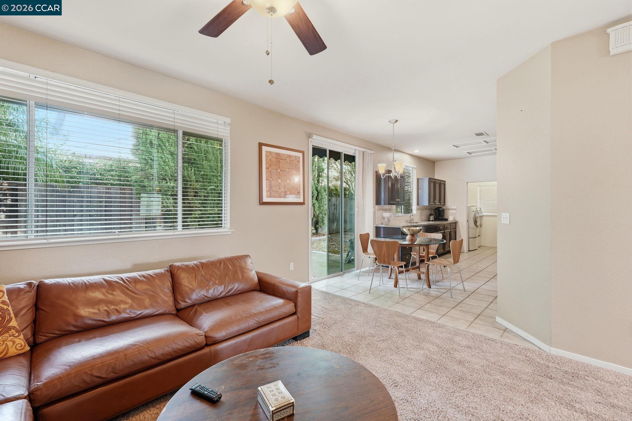 Detail Gallery Image 11 of 43 For 5683 Vintage Cir, Stockton,  CA 95219 - 3 Beds | 2/1 Baths