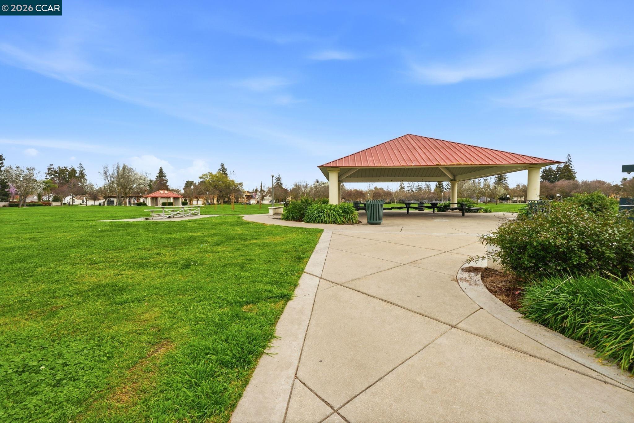 Detail Gallery Image 41 of 43 For 5683 Vintage Cir, Stockton,  CA 95219 - 3 Beds | 2/1 Baths