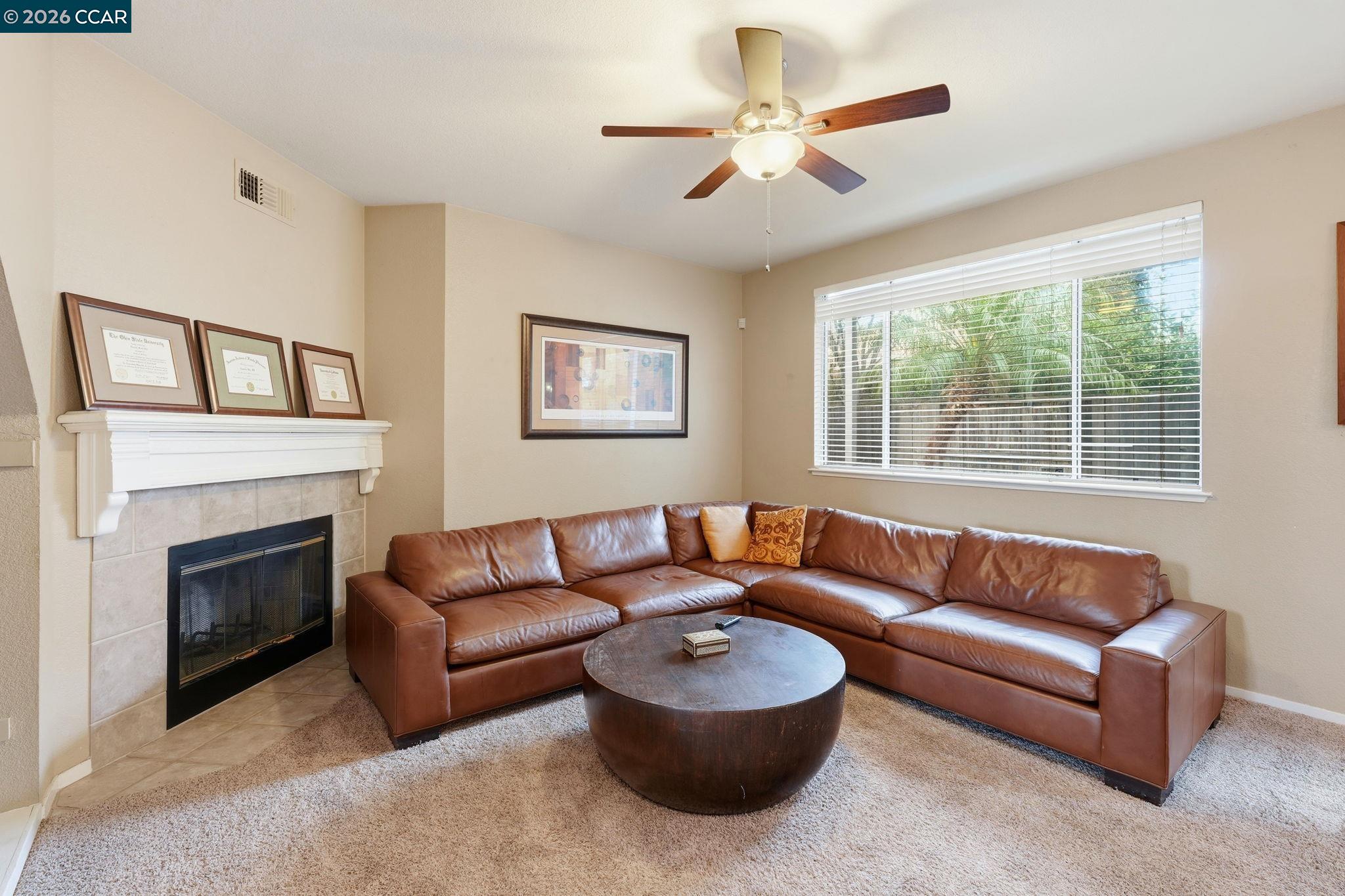 Detail Gallery Image 9 of 43 For 5683 Vintage Cir, Stockton,  CA 95219 - 3 Beds | 2/1 Baths