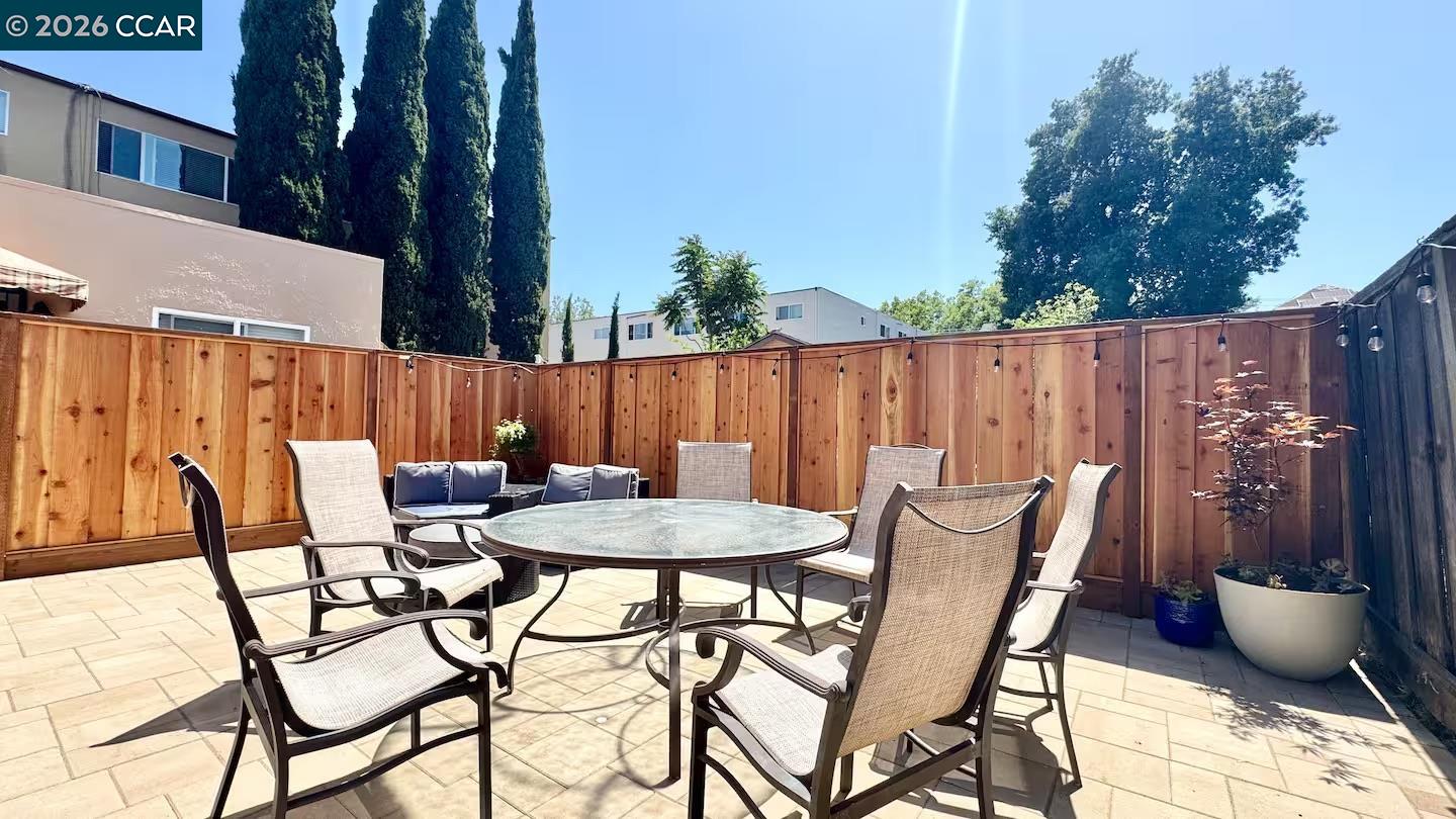 Detail Gallery Image 12 of 31 For 585 S 10th St, San Jose,  CA 95112 - – Beds | – Baths