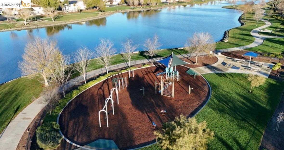 Detail Gallery Image 34 of 39 For 8461 Pinehollow Cir, Discovery Bay,  CA 94505 - 4 Beds | 3 Baths