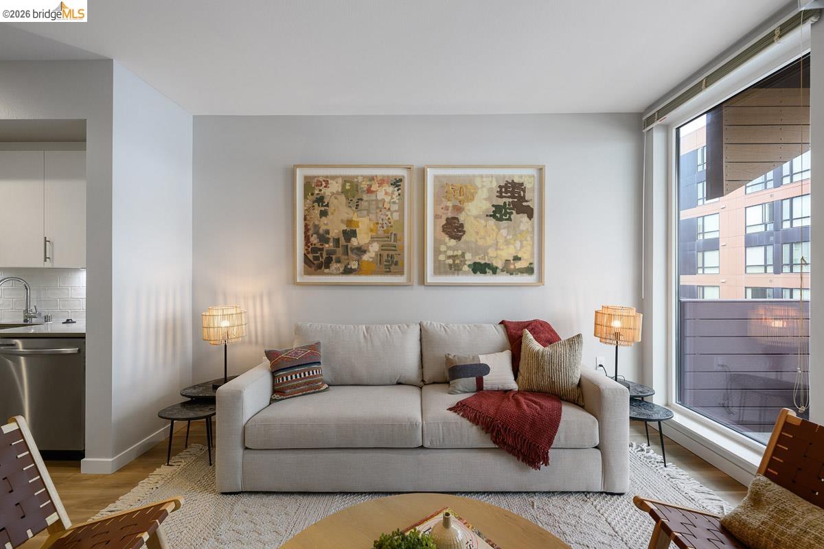 Photo #3: 41125501 Listing: Photo #3