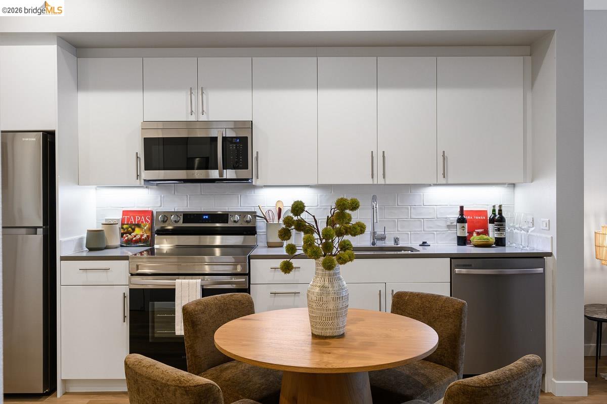 Photo #9: 41125501 Listing: Photo #9