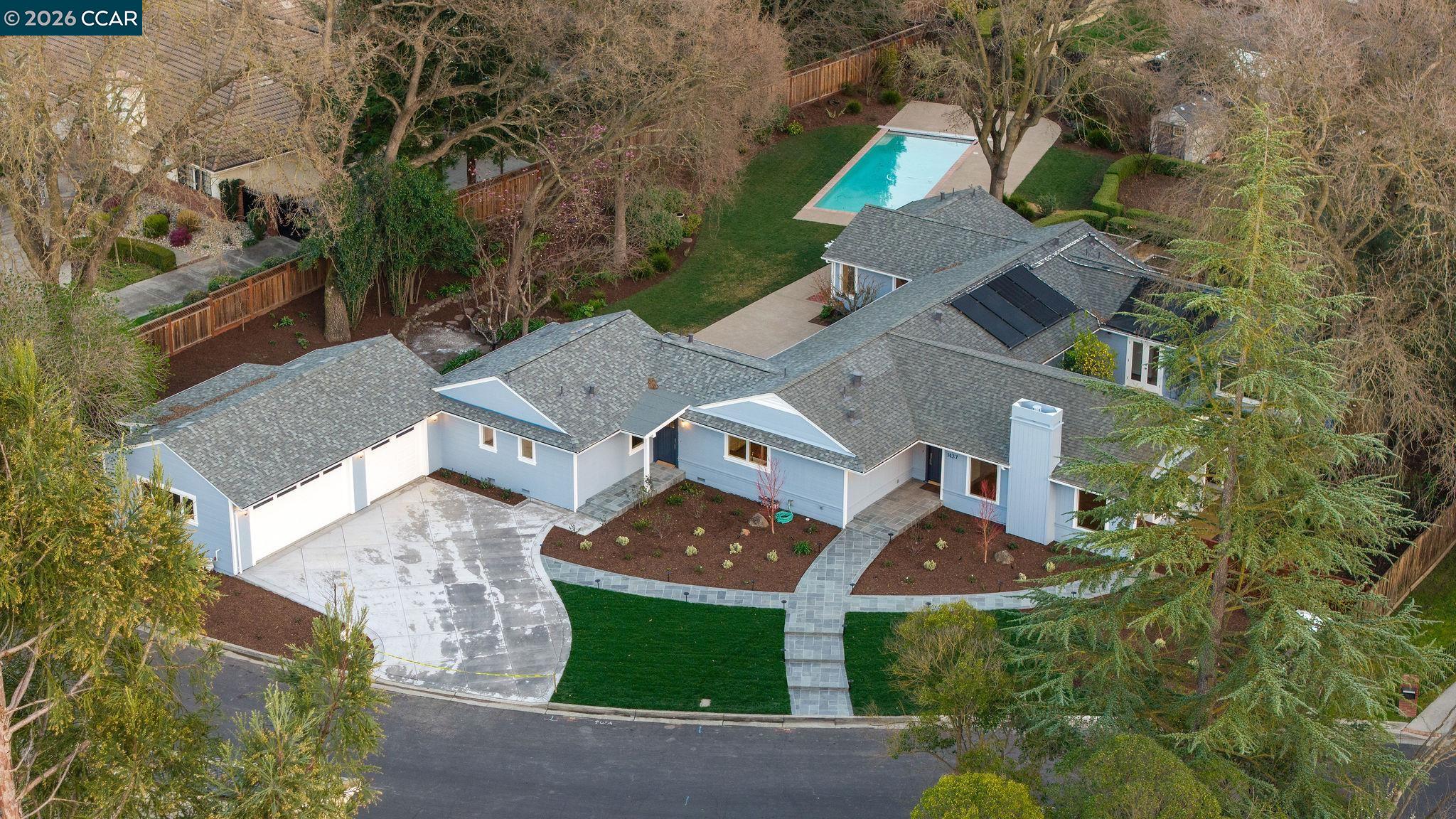 Front Image Thumbnail for CC41125502