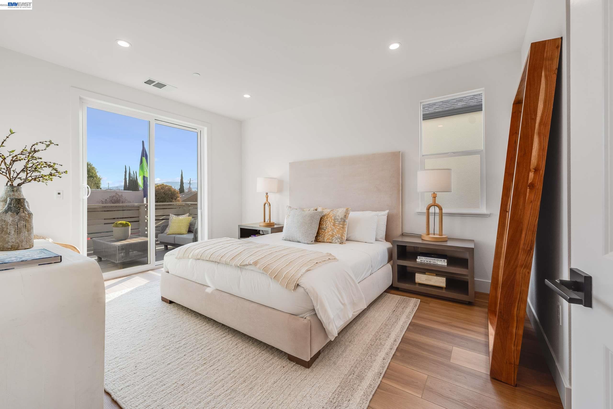 Detail Gallery Image 17 of 55 For 1887 Cook Court, Santa Clara,  CA 95050 - 4 Beds | 3/1 Baths