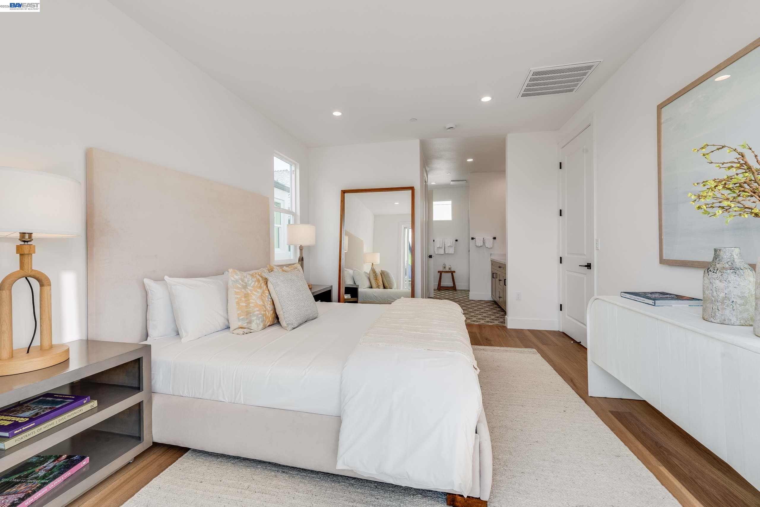 Detail Gallery Image 18 of 55 For 1887 Cook Court, Santa Clara,  CA 95050 - 4 Beds | 3/1 Baths