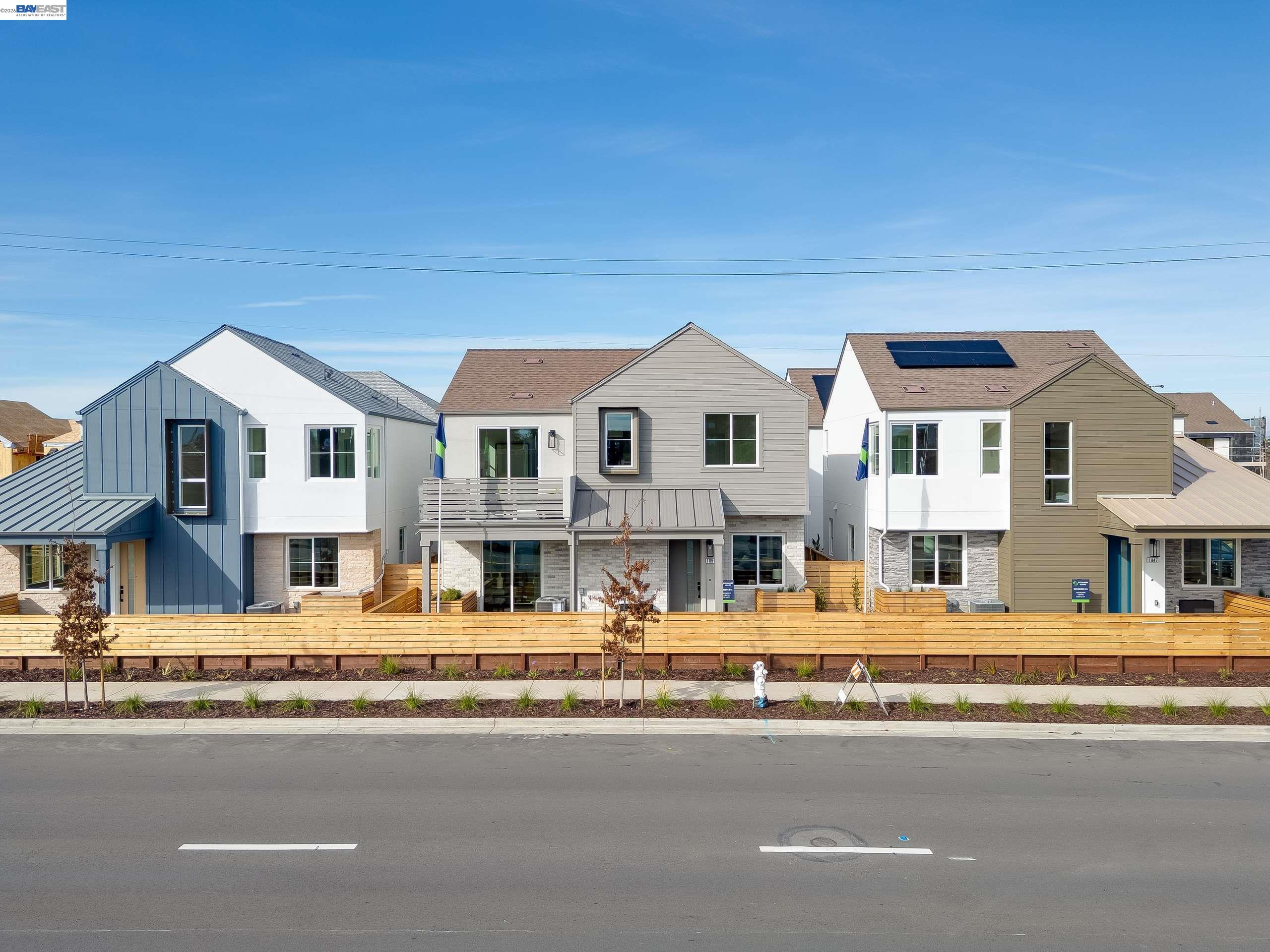 Detail Gallery Image 44 of 55 For 1887 Cook Court, Santa Clara,  CA 95050 - 4 Beds | 3/1 Baths