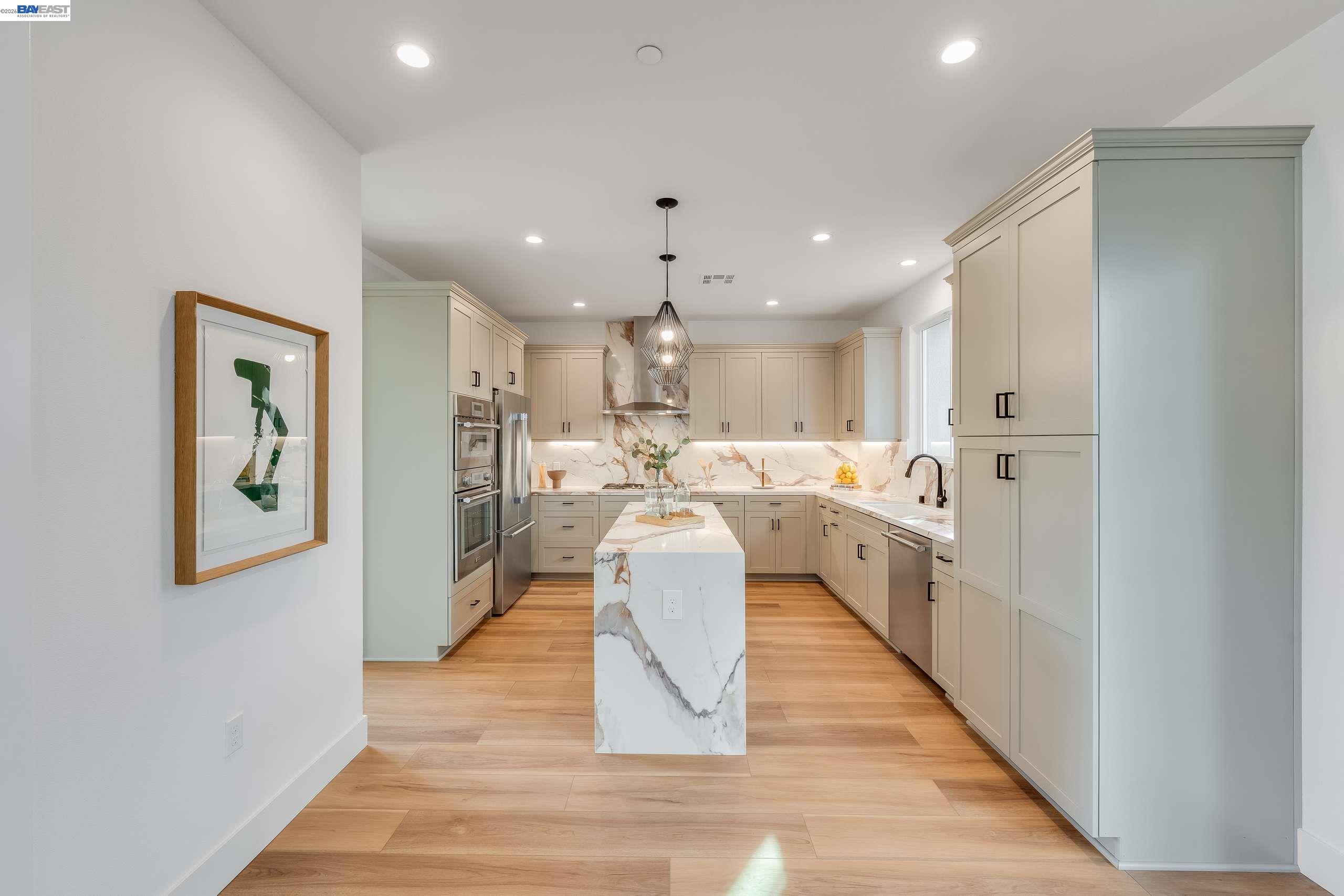 Detail Gallery Image 10 of 55 For 1887 Cook Court, Santa Clara,  CA 95050 - 4 Beds | 3/1 Baths