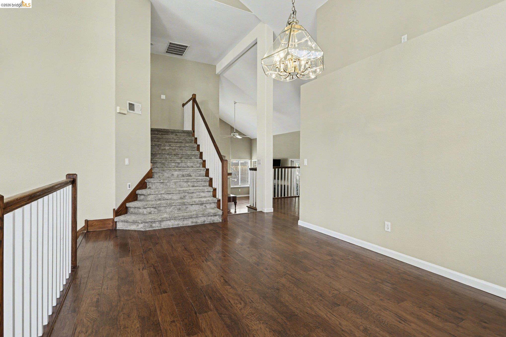 Detail Gallery Image 8 of 33 For 925 Outrigger Cir, Brentwood,  CA 94513 - 3 Beds | 3 Baths