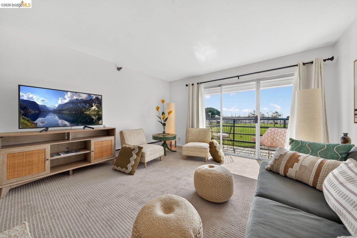 Photo #3: 41125507 Listing: Photo #3