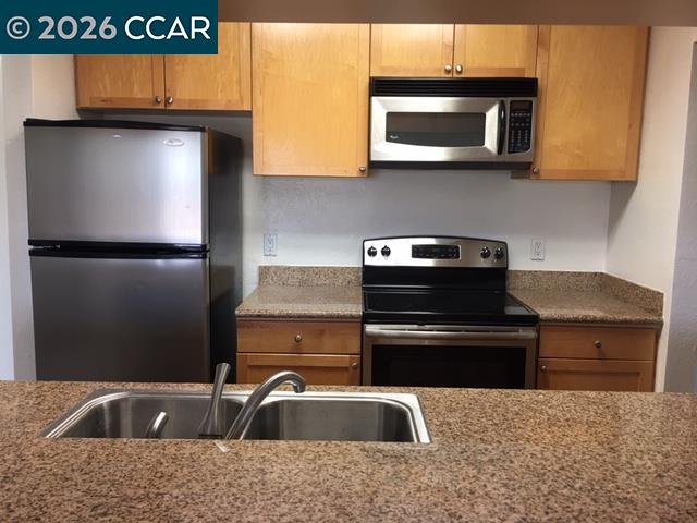 Detail Gallery Image 2 of 25 For 1087 Murrieta Blvd #328,  Livermore,  CA 94550 - 2 Beds | 2 Baths