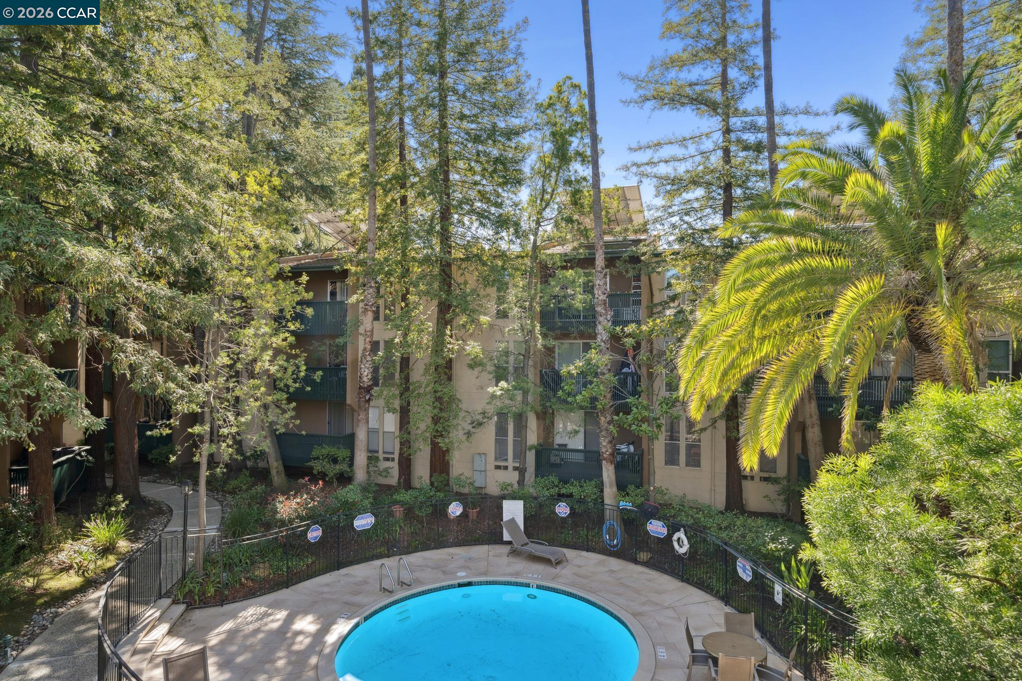 Detail Gallery Image 7 of 31 For 150 Sharene Lane #207,  Walnut Creek,  CA 94596 - 2 Beds | 2 Baths