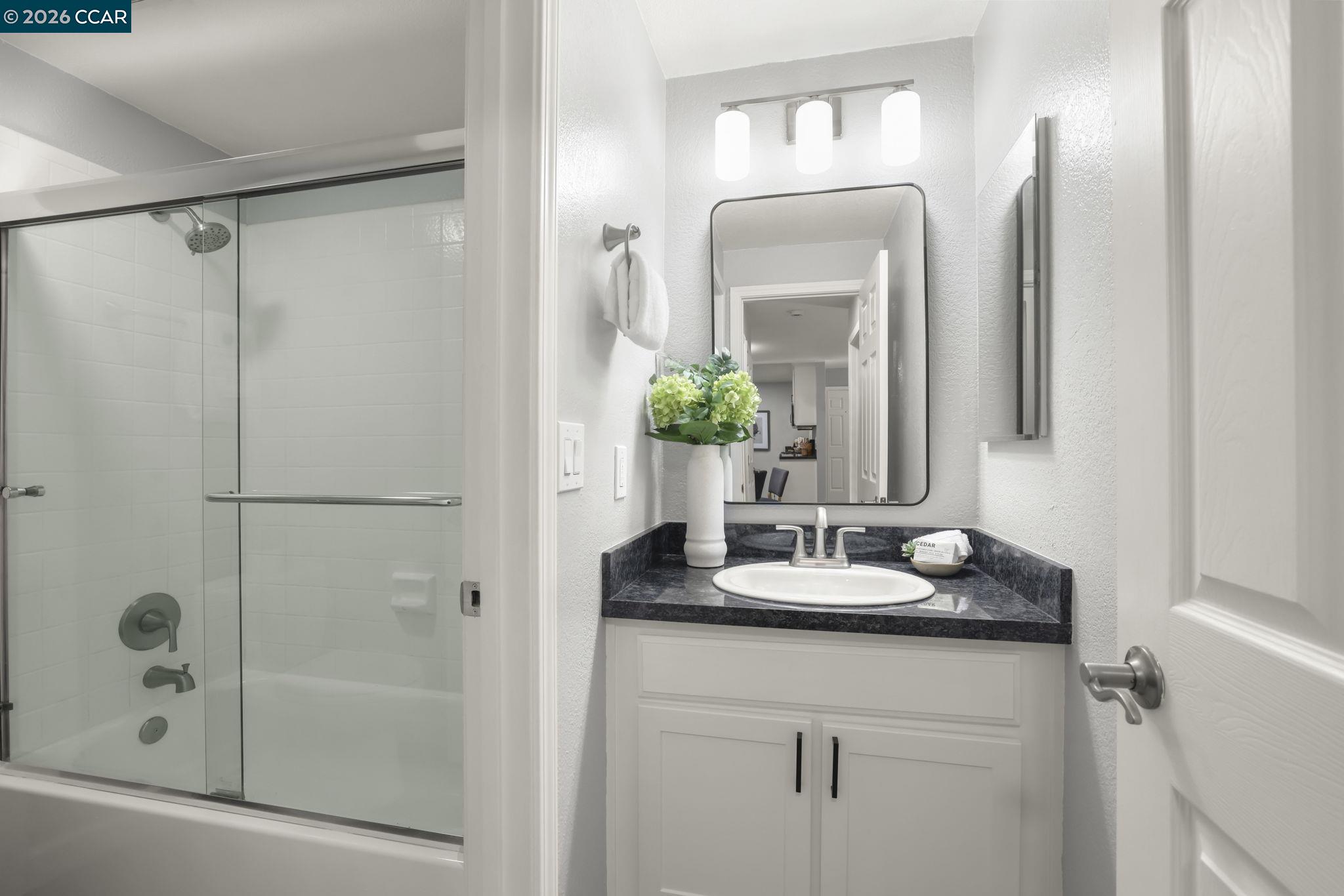 Photo #20: 41125512 Listing: Photo #20