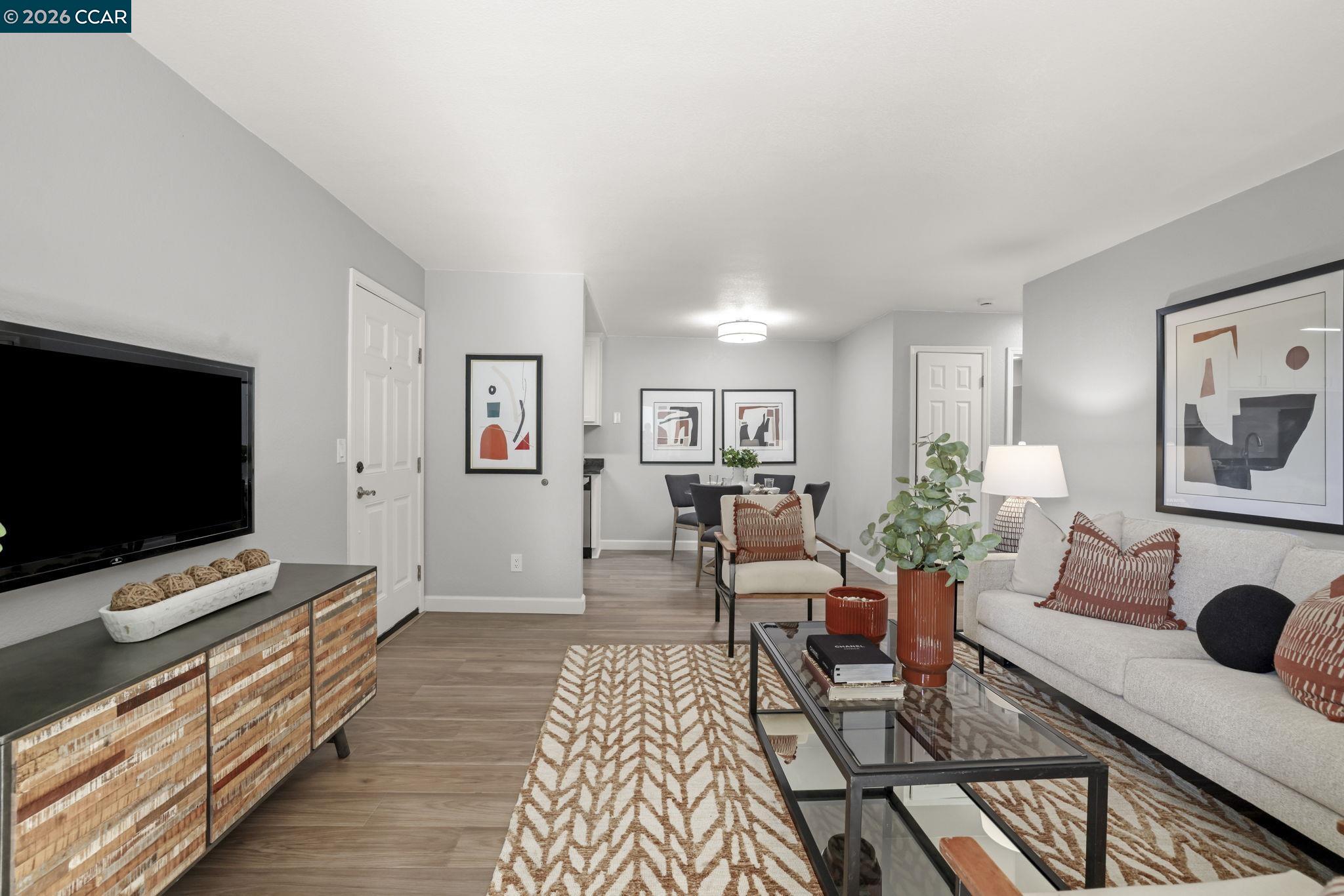 Photo #7: 41125512 Listing: Photo #7