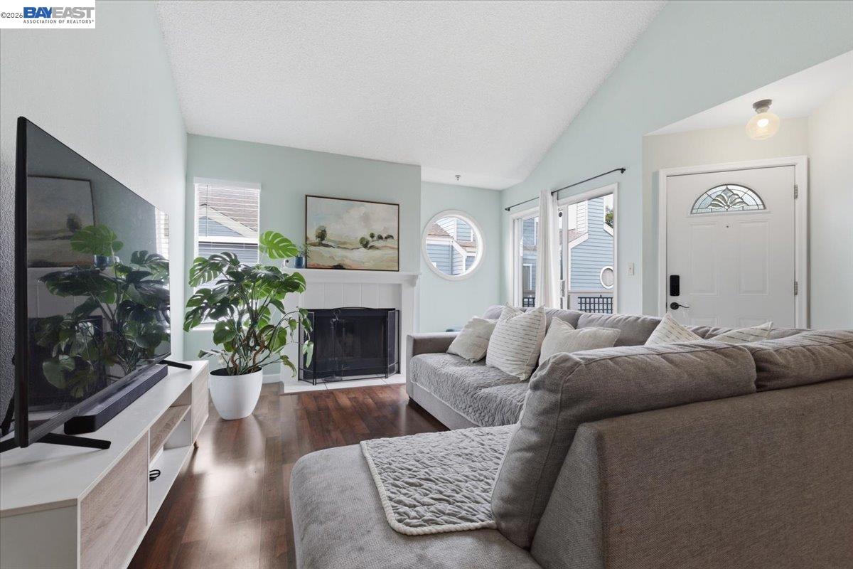 Photo #6: 41125514 Listing: Photo #6