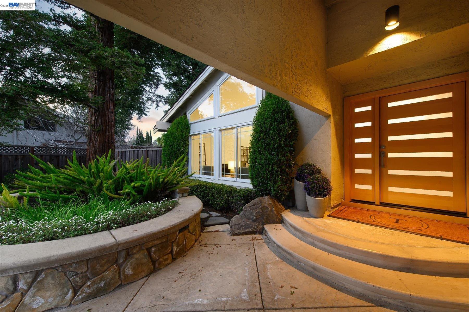 Detail Gallery Image 3 of 60 For 2642 Corte Vida, Pleasanton,  CA 94566 - 4 Beds | 3 Baths