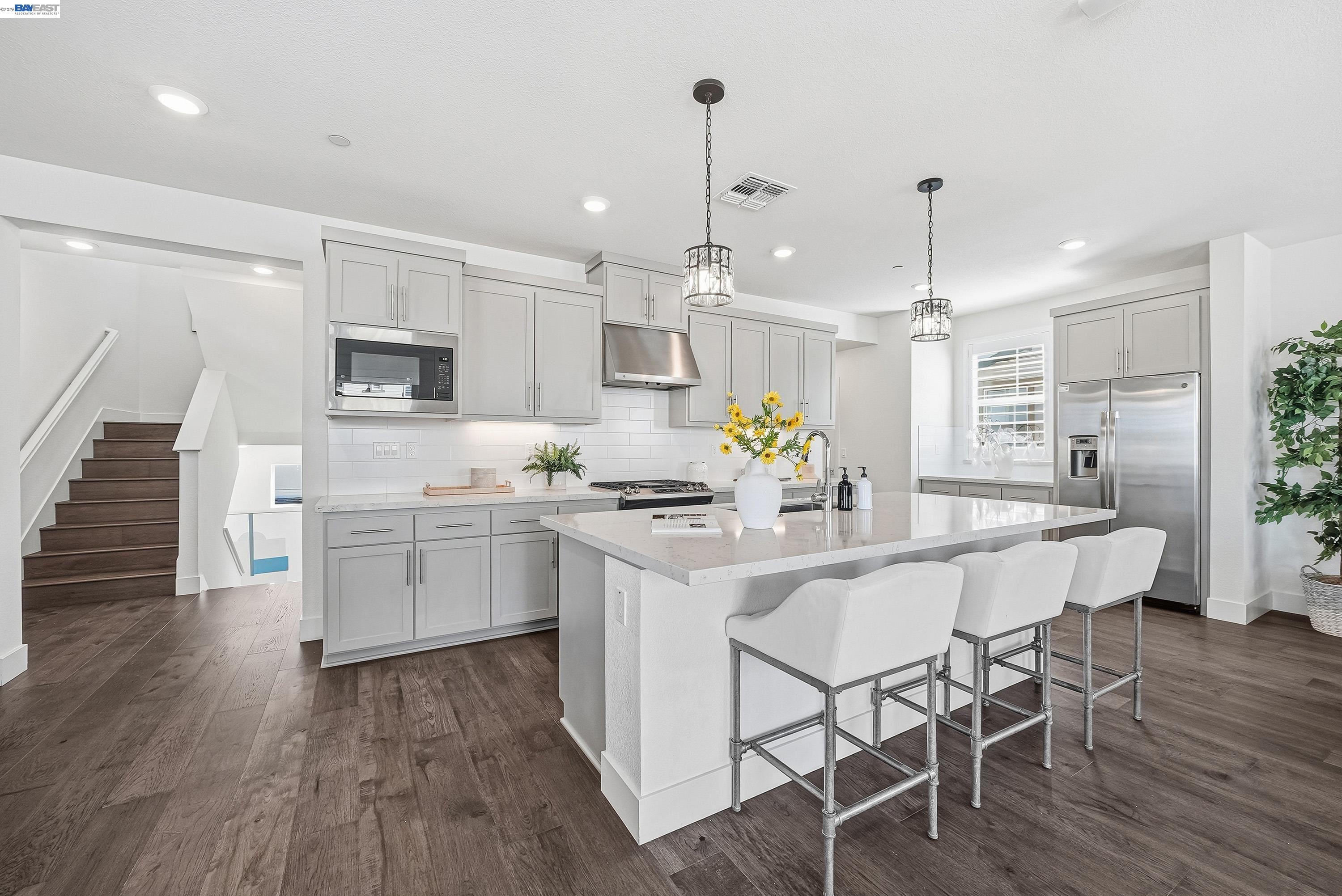 Detail Gallery Image 11 of 60 For 37879 Seafarer Rd, Newark,  CA 94560 - 4 Beds | 4/1 Baths