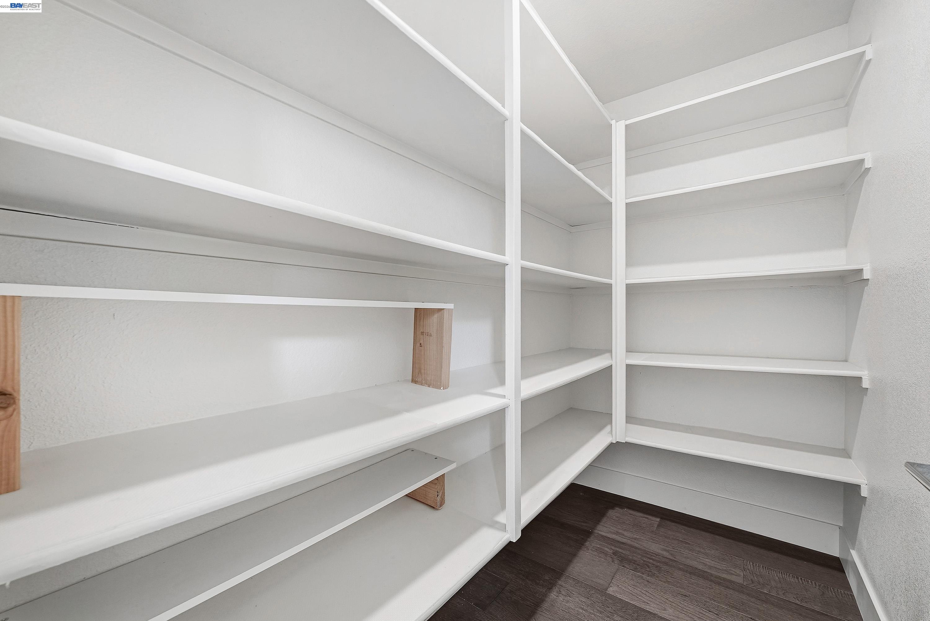 Detail Gallery Image 13 of 60 For 37879 Seafarer Rd, Newark,  CA 94560 - 4 Beds | 4/1 Baths