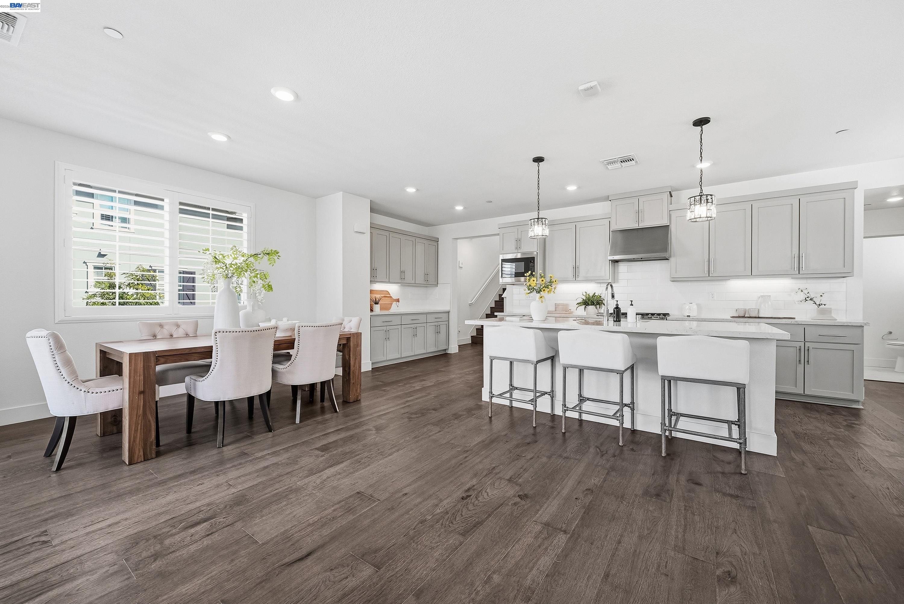 Detail Gallery Image 4 of 60 For 37879 Seafarer Rd, Newark,  CA 94560 - 4 Beds | 4/1 Baths