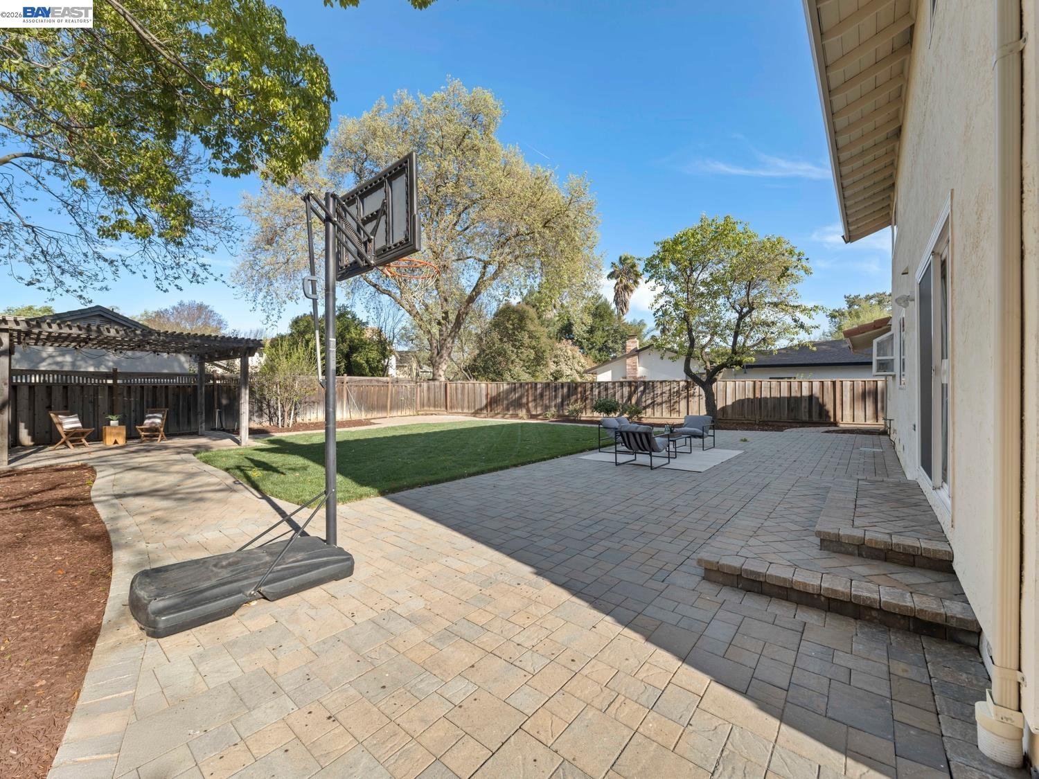 Detail Gallery Image 27 of 60 For 15350 Calle Enrique, Morgan Hill,  CA 95037 - 5 Beds | 3 Baths