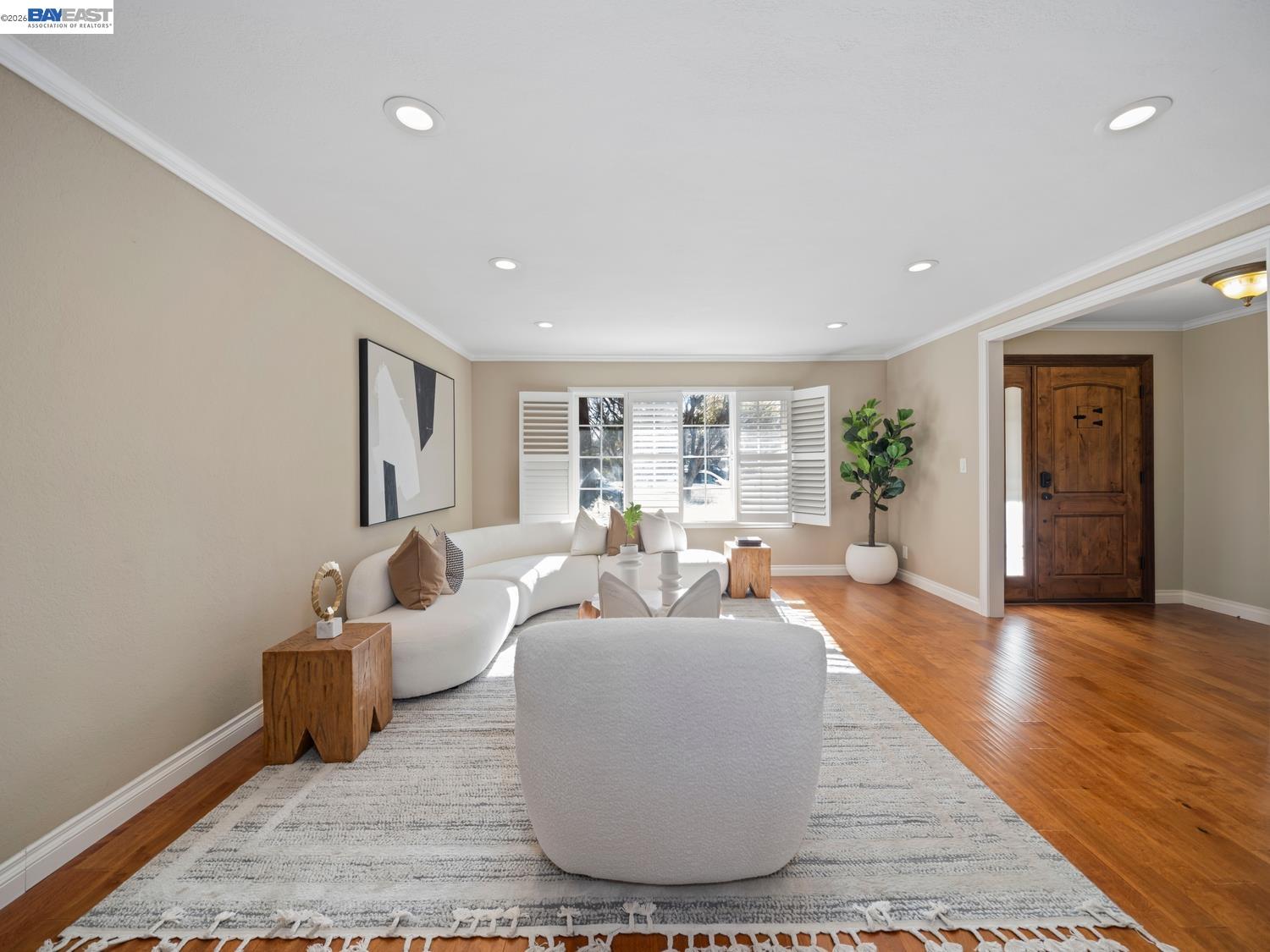 Detail Gallery Image 8 of 60 For 15350 Calle Enrique, Morgan Hill,  CA 95037 - 5 Beds | 3 Baths