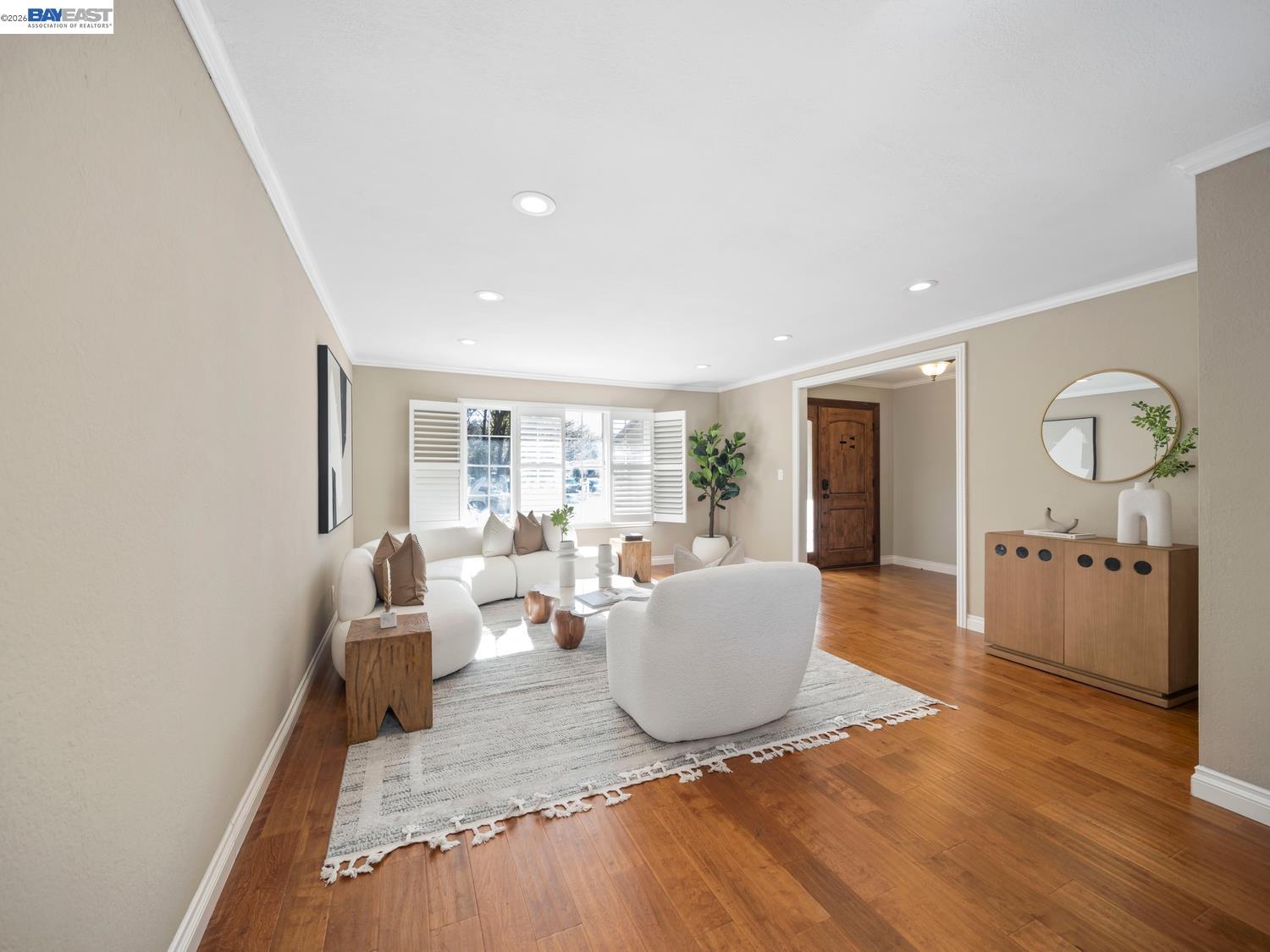 Detail Gallery Image 9 of 60 For 15350 Calle Enrique, Morgan Hill,  CA 95037 - 5 Beds | 3 Baths