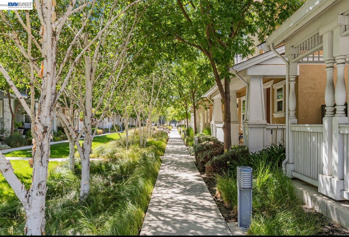 Detail Gallery Image 5 of 18 For 705 Cannery Pl, San Jose,  CA 95112 - 3 Beds | 3/1 Baths